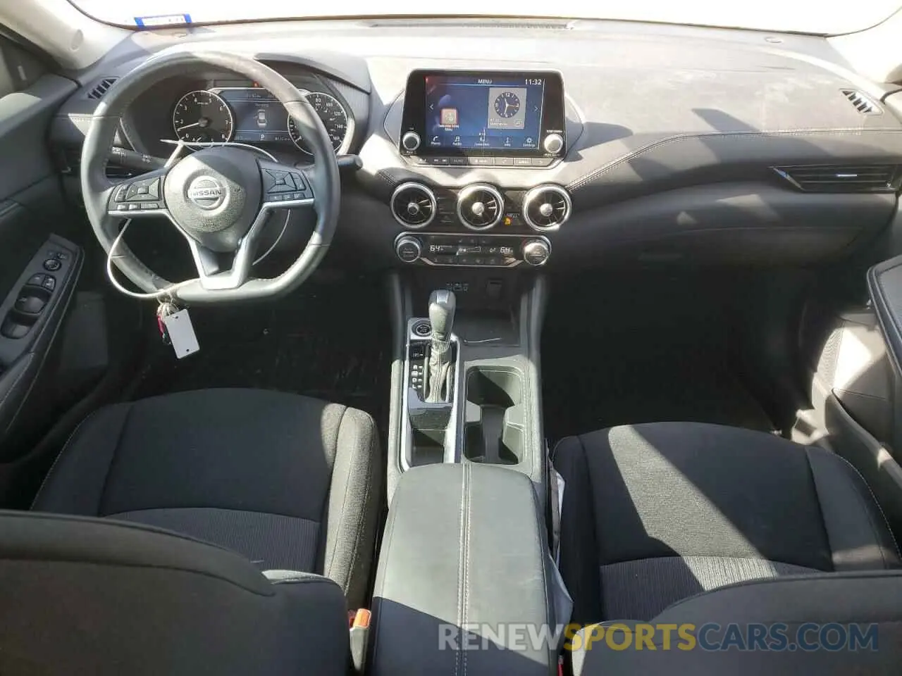8 fotografías del automóvil dañado 3N1AB8CV6PY250091 NISSAN SENTRA 2023