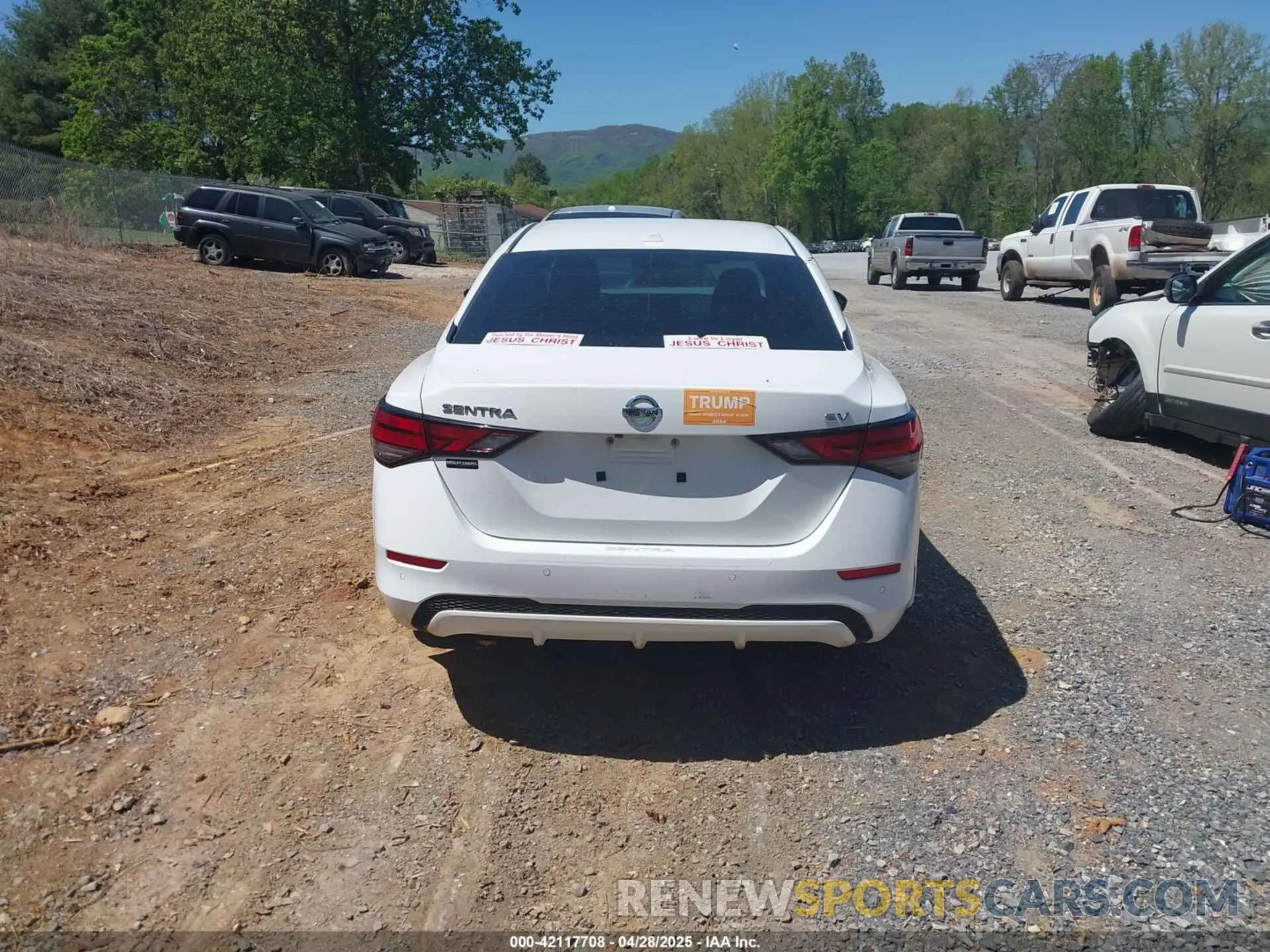 16 fotografías del automóvil dañado 3N1AB8CV6PY251788 NISSAN SENTRA 2023