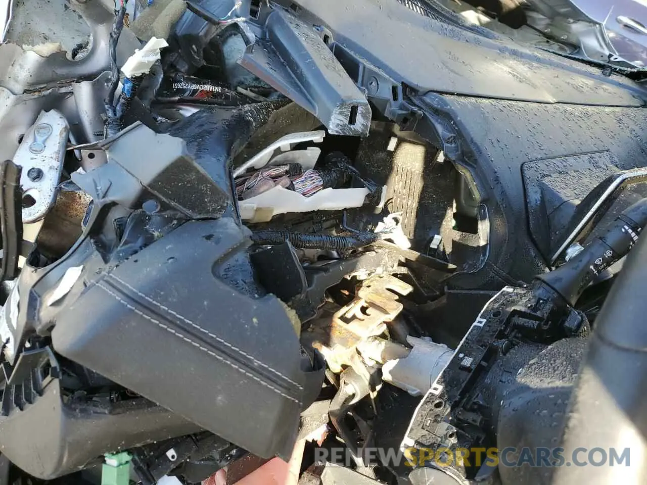 9 fotografías del automóvil dañado 3N1AB8CV6PY252651 NISSAN SENTRA 2023