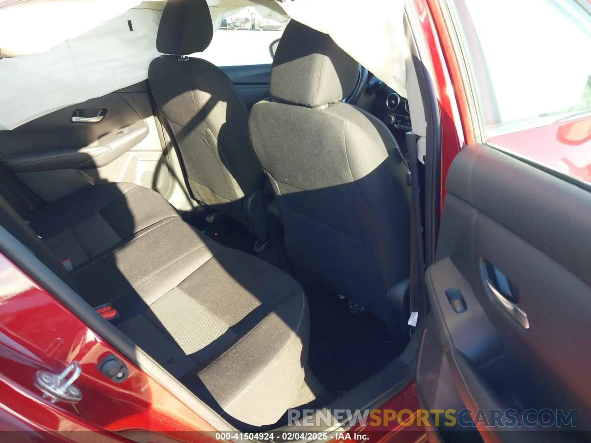 8 fotografías del automóvil dañado 3N1AB8CV6PY267599 NISSAN SENTRA 2023