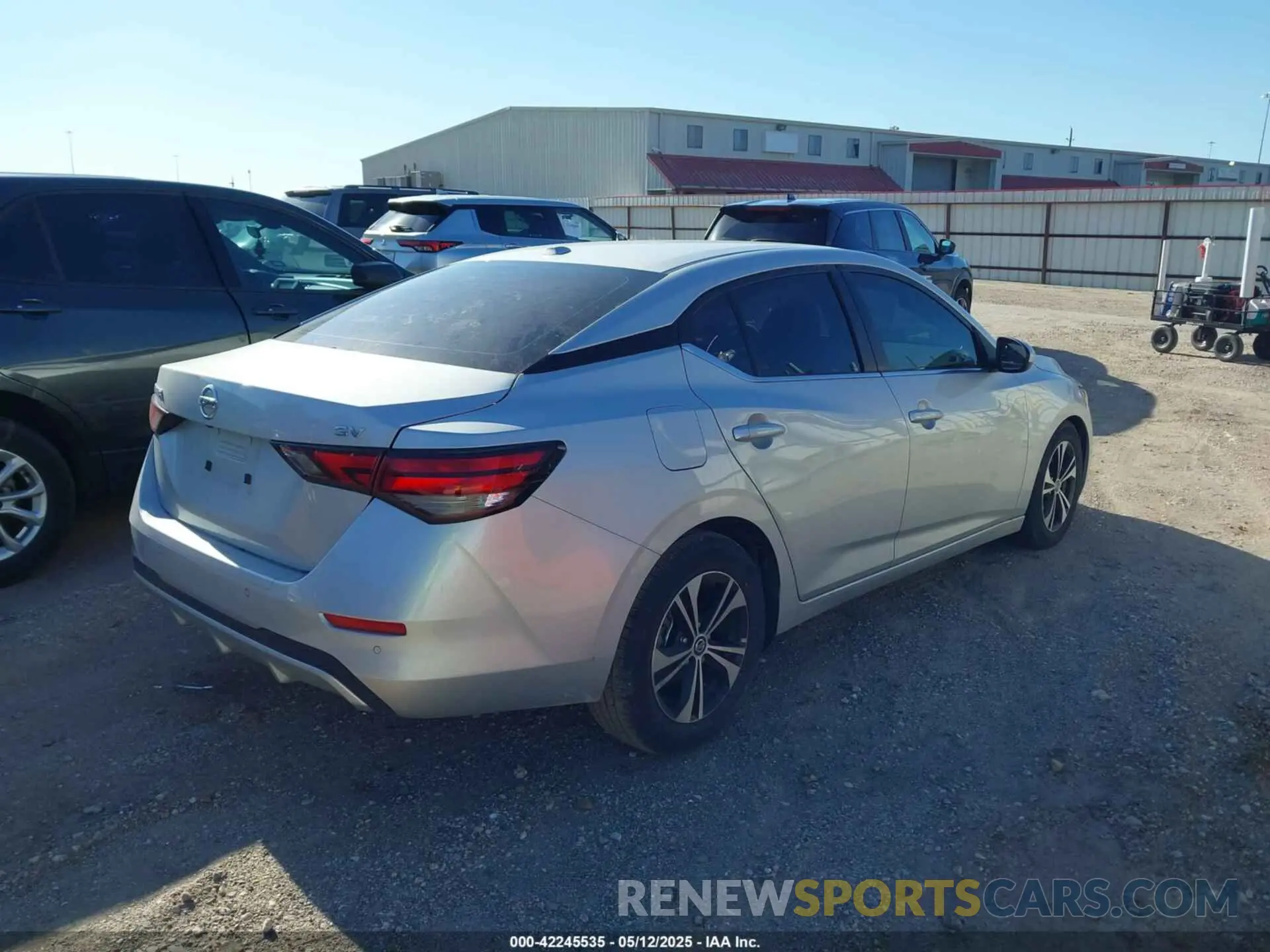 4 fotografías del automóvil dañado 3N1AB8CV6PY317577 NISSAN SENTRA 2023