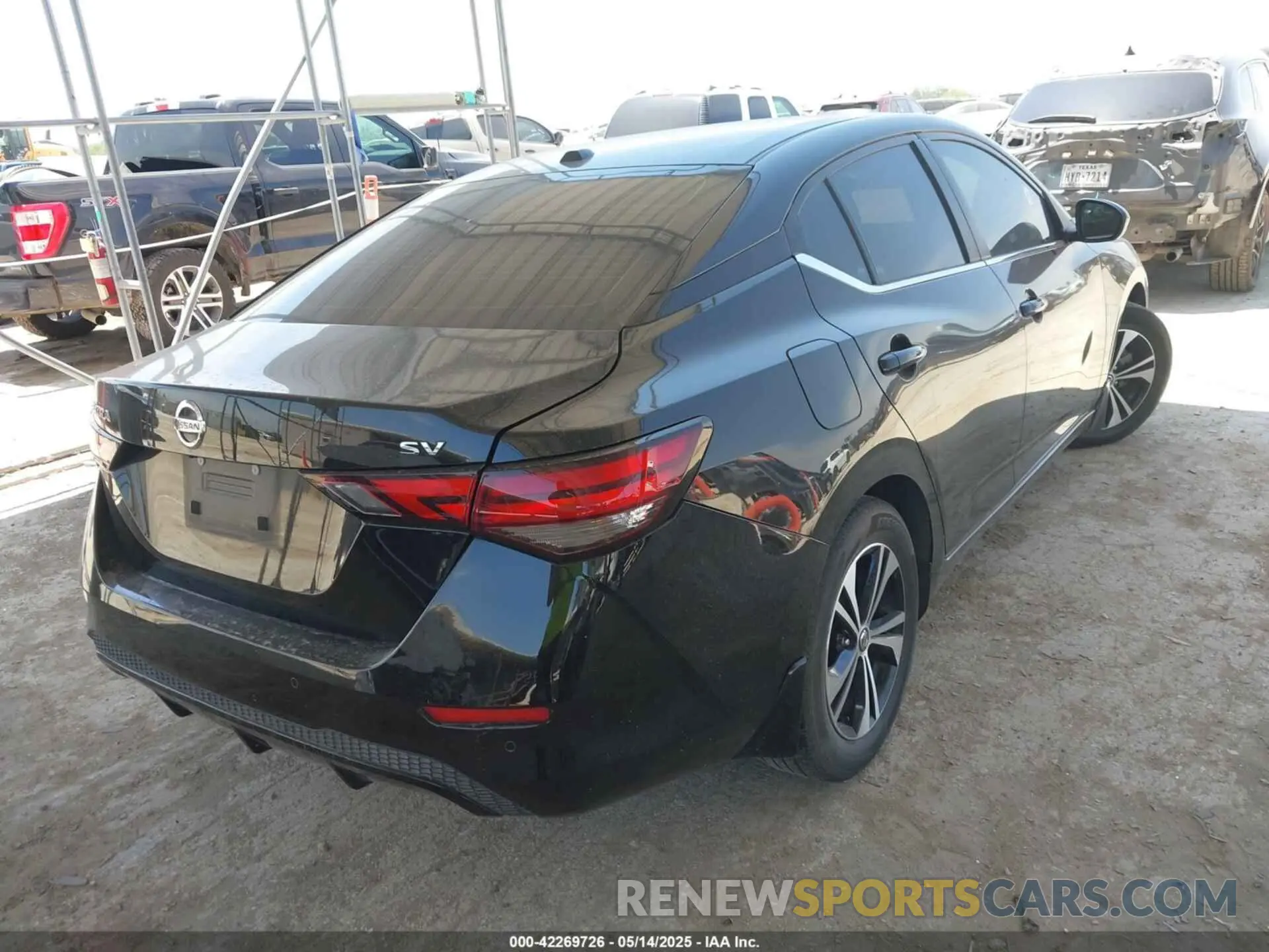 4 fotografías del automóvil dañado 3N1AB8CV6PY319040 NISSAN SENTRA 2023
