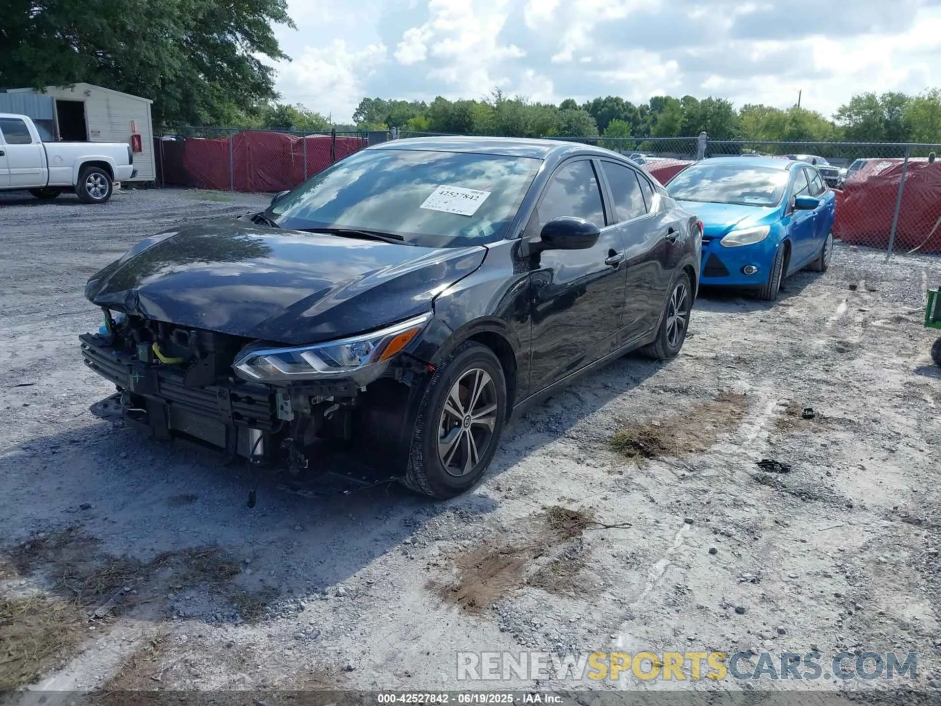 2 fotografías del automóvil dañado 3N1AB8CV7PY226110 NISSAN SENTRA 2023