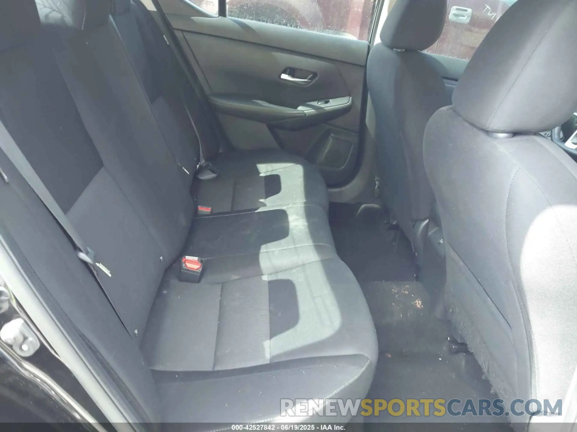 8 fotografías del automóvil dañado 3N1AB8CV7PY226110 NISSAN SENTRA 2023
