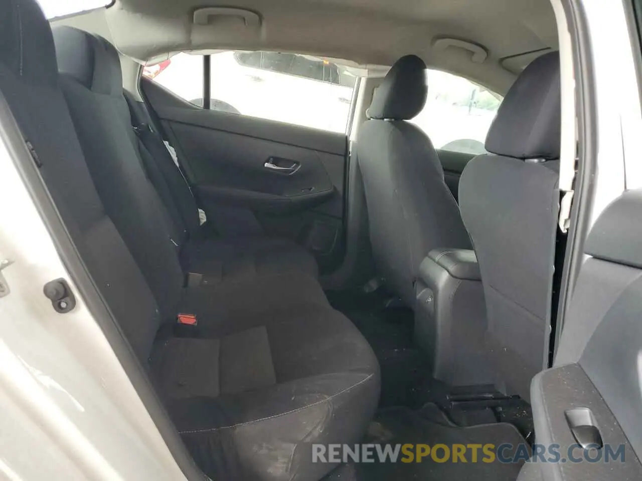10 fotografías del automóvil dañado 3N1AB8CV7PY226737 NISSAN SENTRA 2023