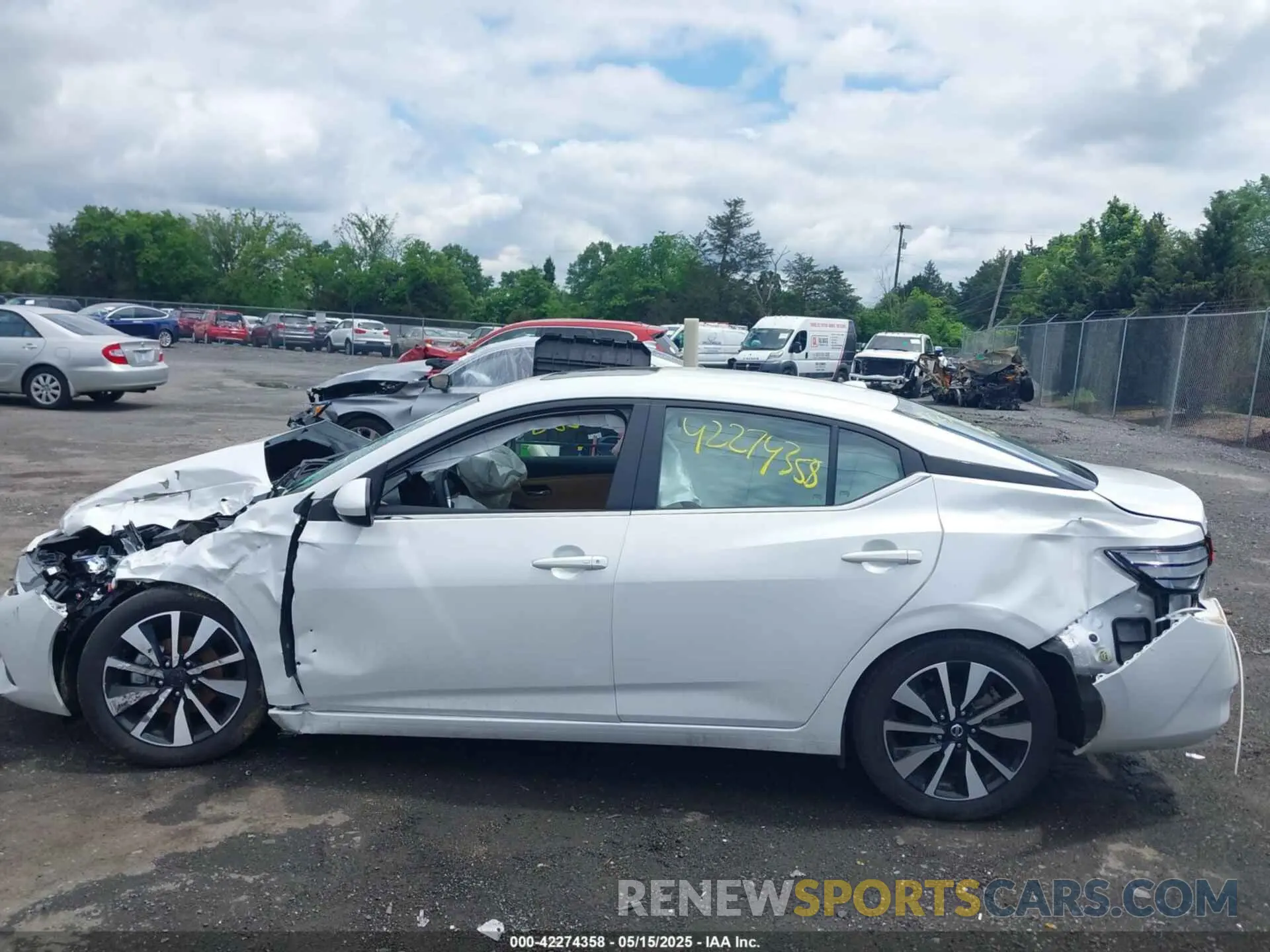 14 fotografías del automóvil dañado 3N1AB8CV7PY233462 NISSAN SENTRA 2023