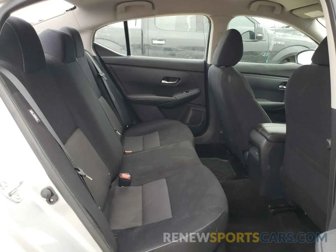 10 fotografías del automóvil dañado 3N1AB8CV7PY241187 NISSAN SENTRA 2023
