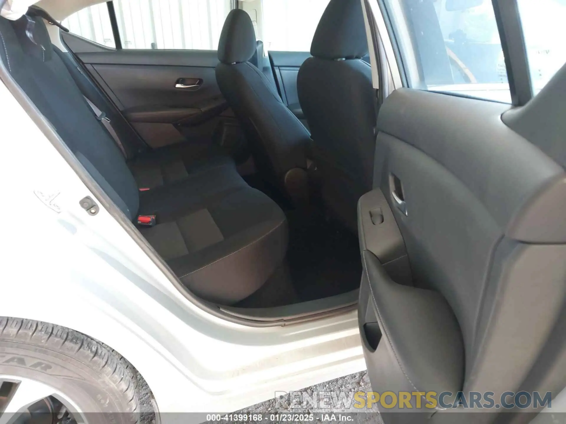 8 fotografías del automóvil dañado 3N1AB8CV7PY253369 NISSAN SENTRA 2023