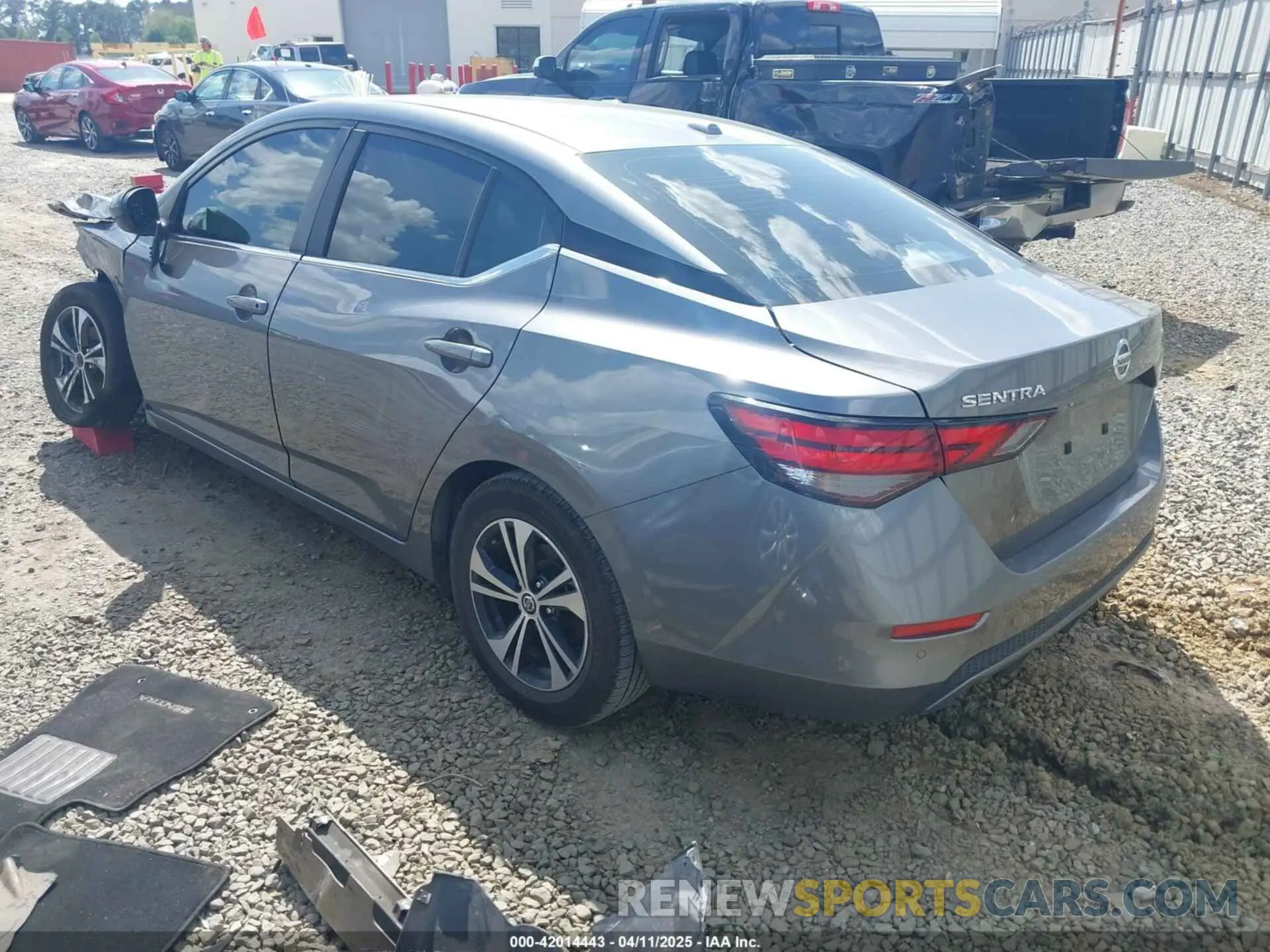 3 fotografías del automóvil dañado 3N1AB8CV7PY264338 NISSAN SENTRA 2023