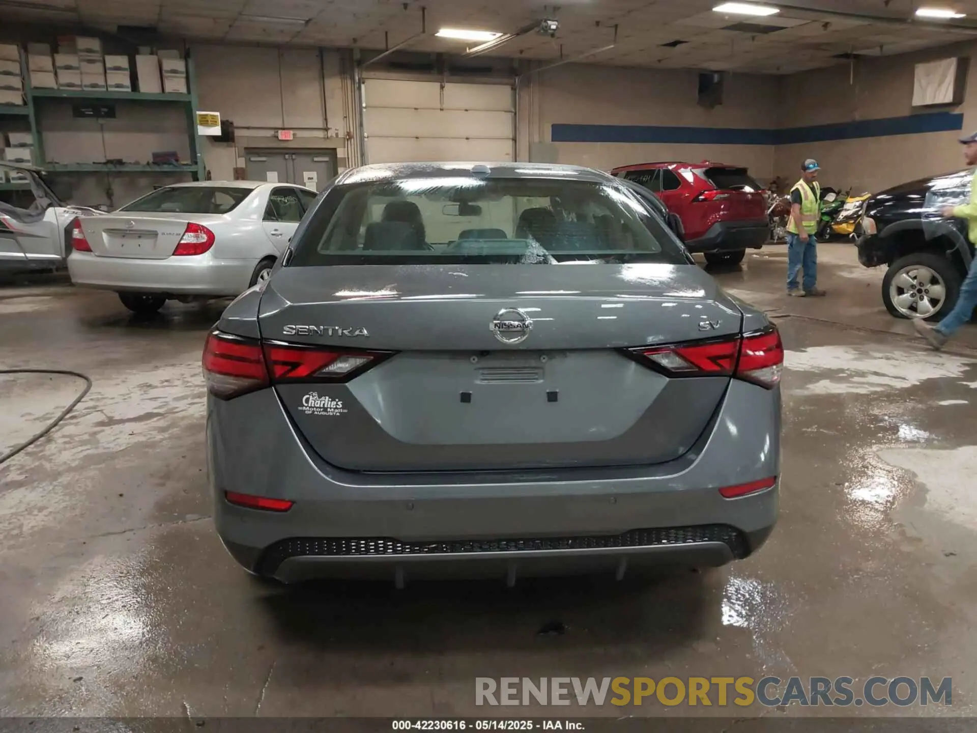 17 fotografías del automóvil dañado 3N1AB8CV7PY269328 NISSAN SENTRA 2023