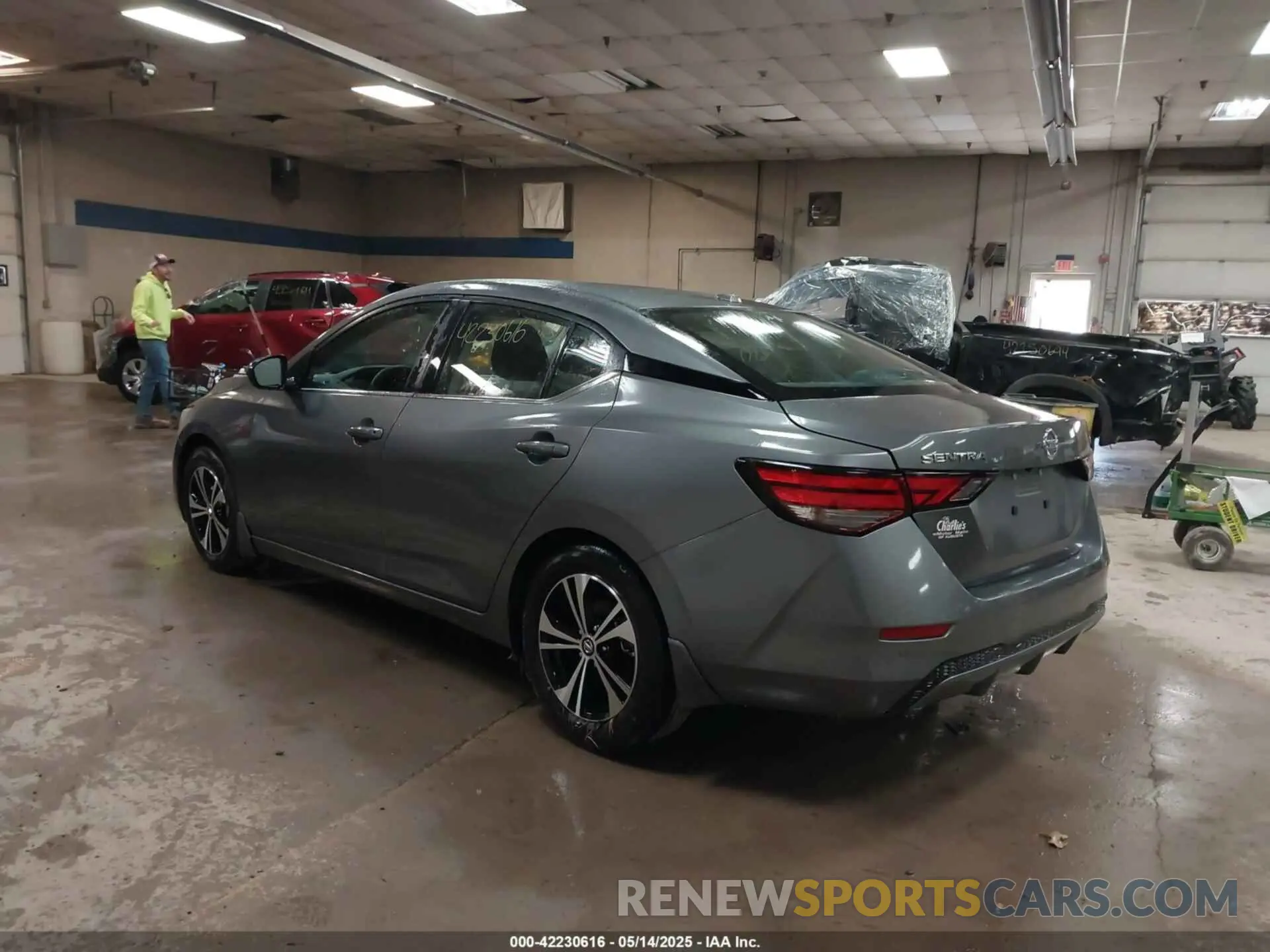 3 fotografías del automóvil dañado 3N1AB8CV7PY269328 NISSAN SENTRA 2023