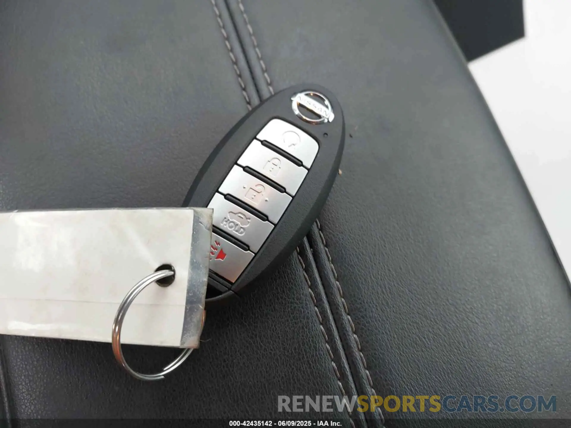 11 fotografías del automóvil dañado 3N1AB8CV7PY275842 NISSAN SENTRA 2023