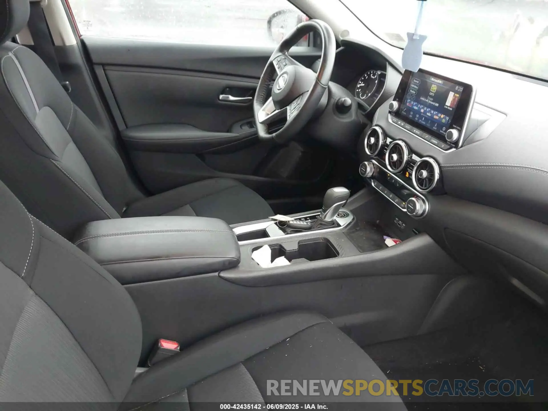 5 fotografías del automóvil dañado 3N1AB8CV7PY275842 NISSAN SENTRA 2023