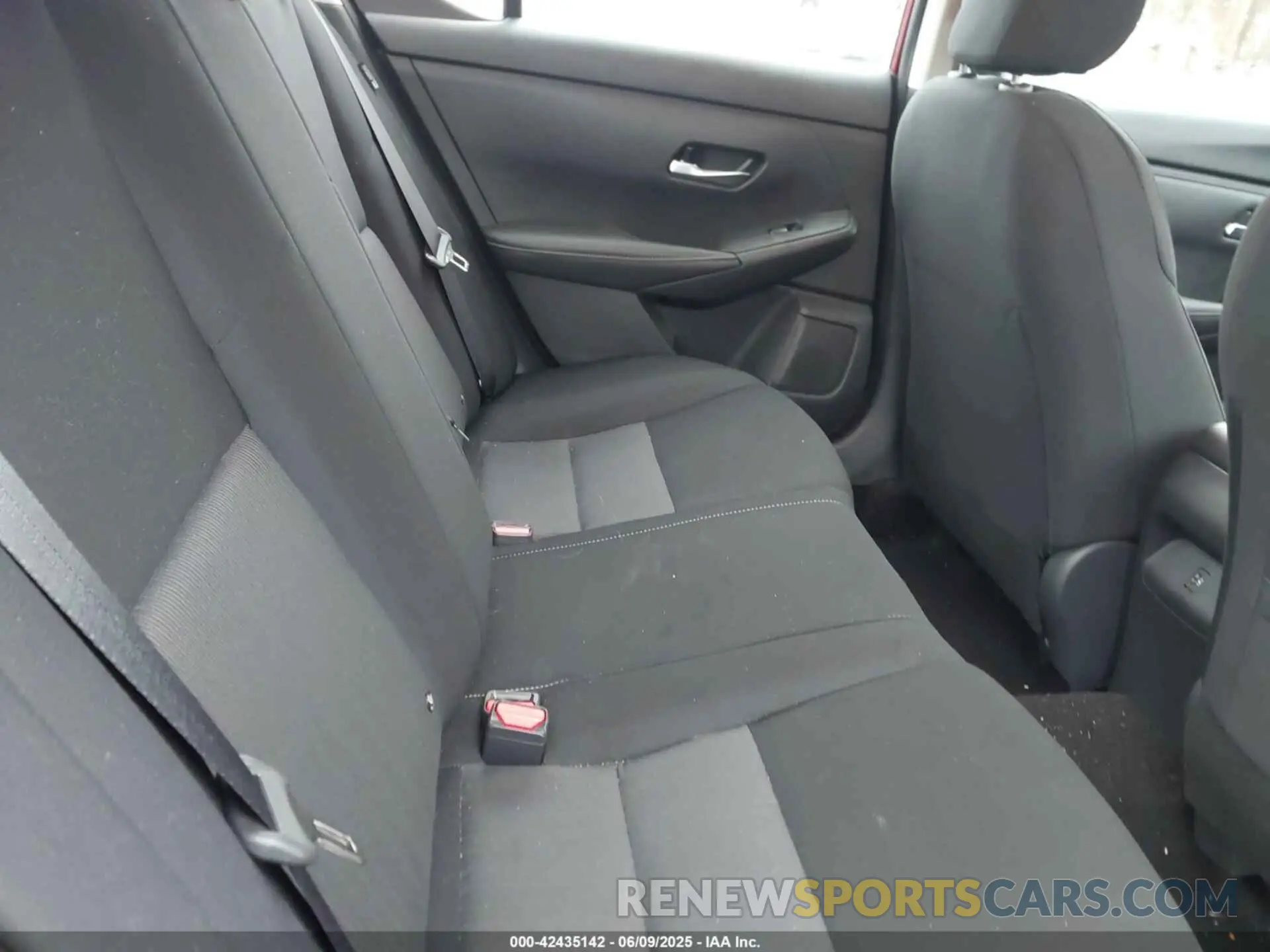 8 fotografías del automóvil dañado 3N1AB8CV7PY275842 NISSAN SENTRA 2023