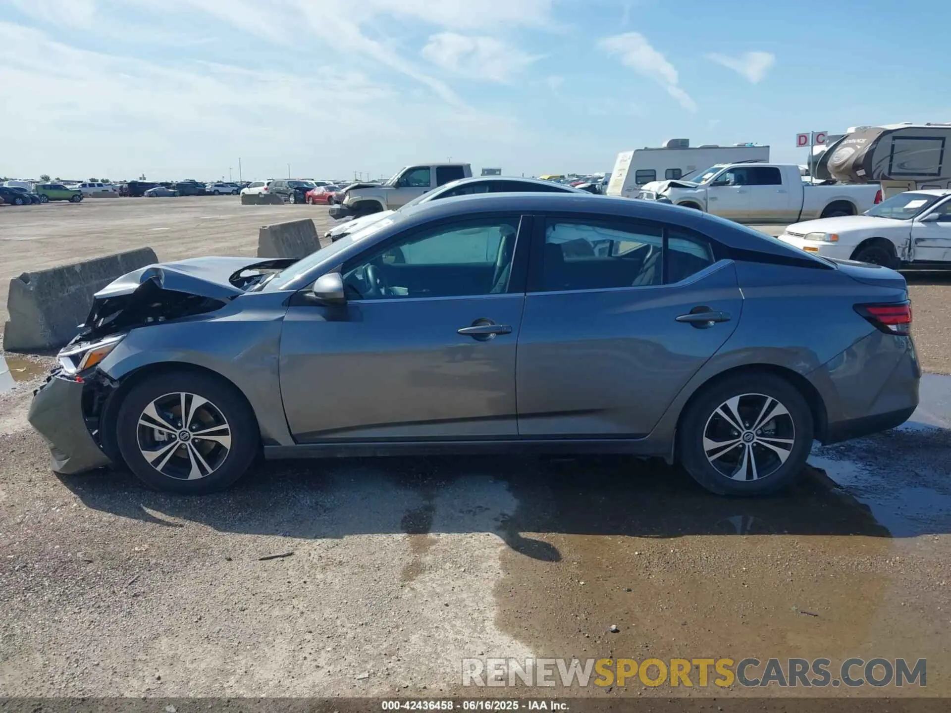 14 fotografías del automóvil dañado 3N1AB8CV7PY282998 NISSAN SENTRA 2023