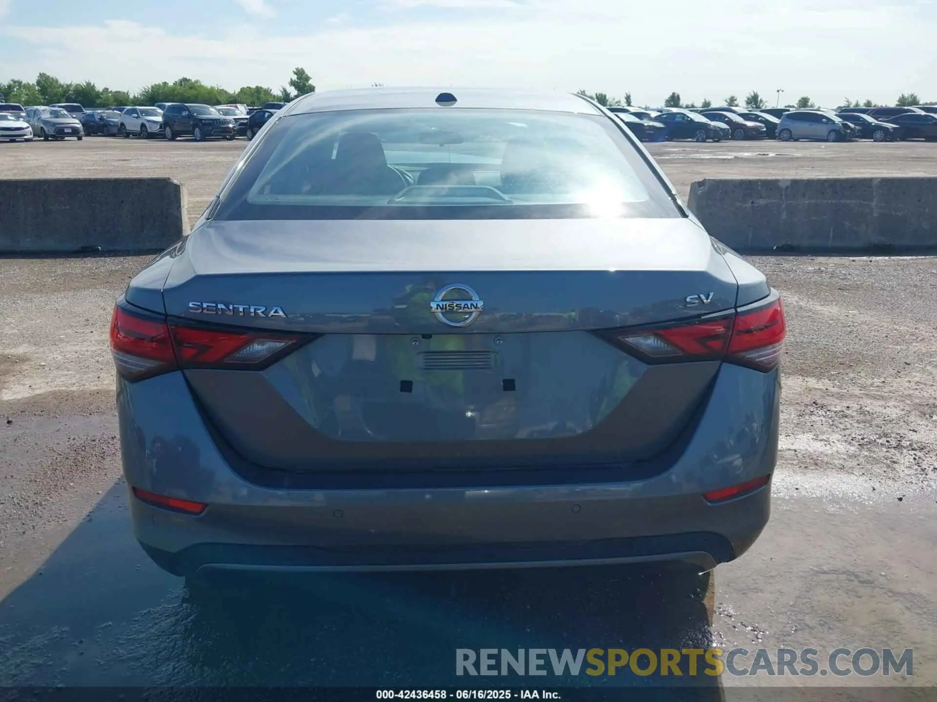 16 fotografías del automóvil dañado 3N1AB8CV7PY282998 NISSAN SENTRA 2023