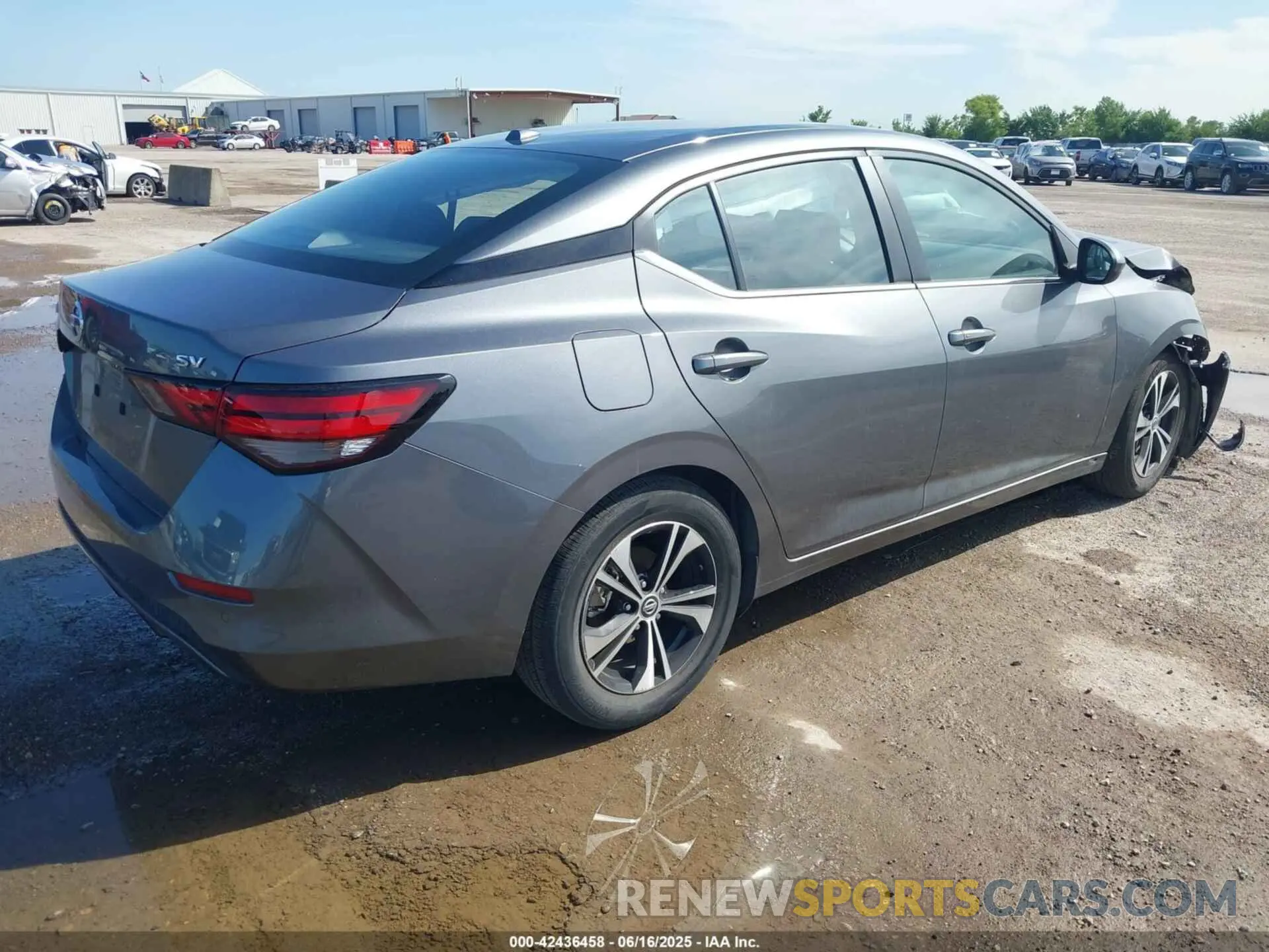 4 fotografías del automóvil dañado 3N1AB8CV7PY282998 NISSAN SENTRA 2023