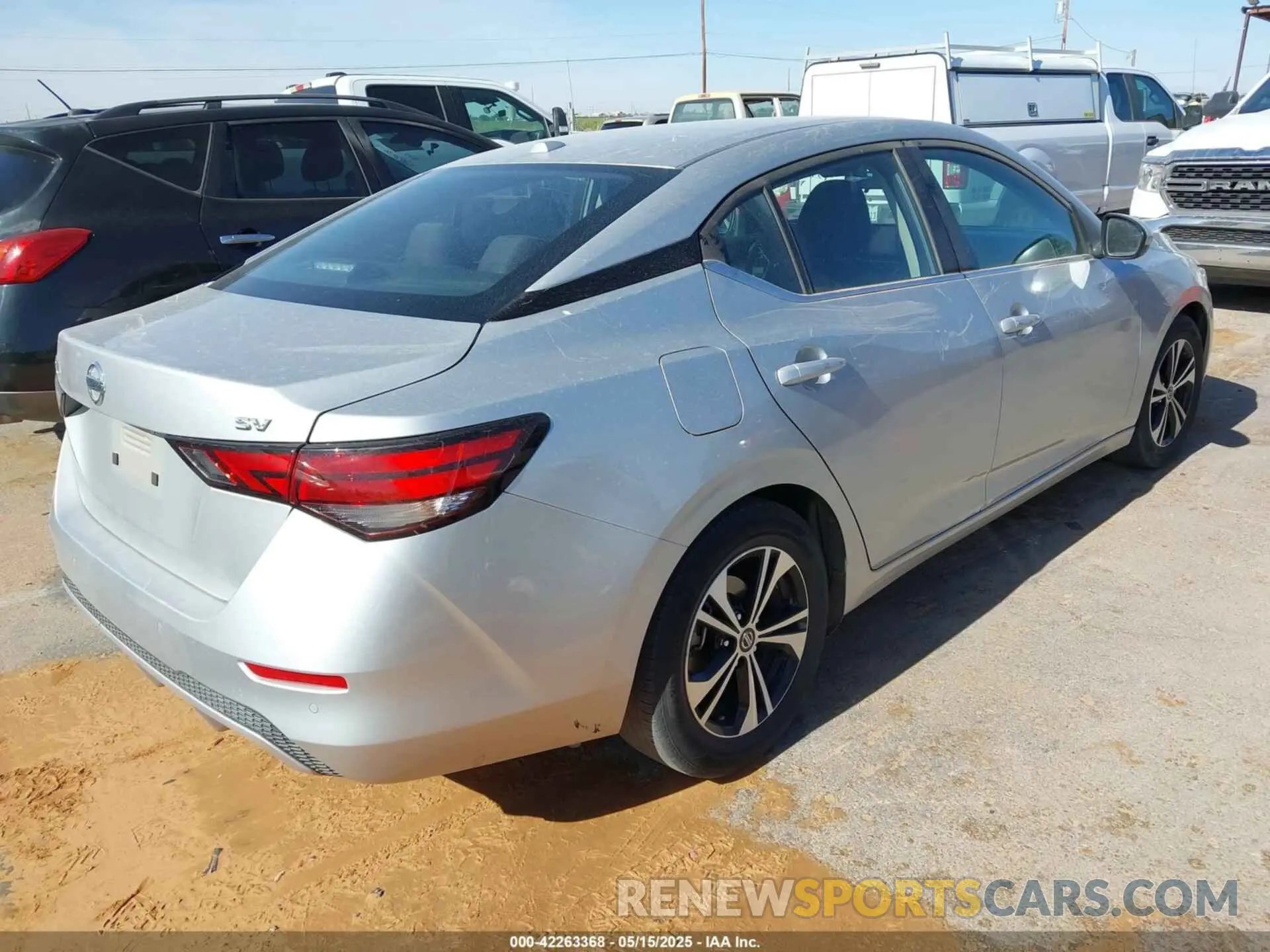 4 fotografías del automóvil dañado 3N1AB8CV7PY299137 NISSAN SENTRA 2023