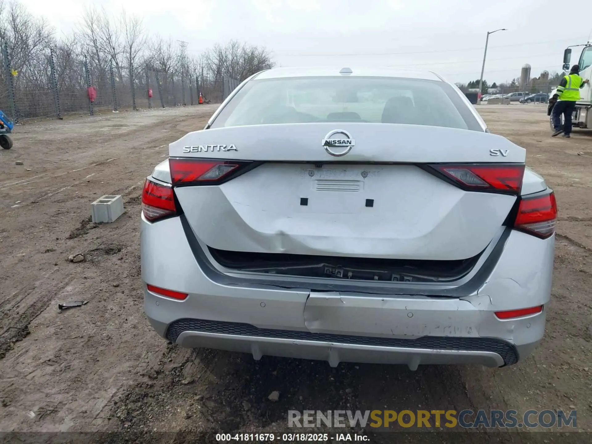 6 fotografías del automóvil dañado 3N1AB8CV7PY299171 NISSAN SENTRA 2023