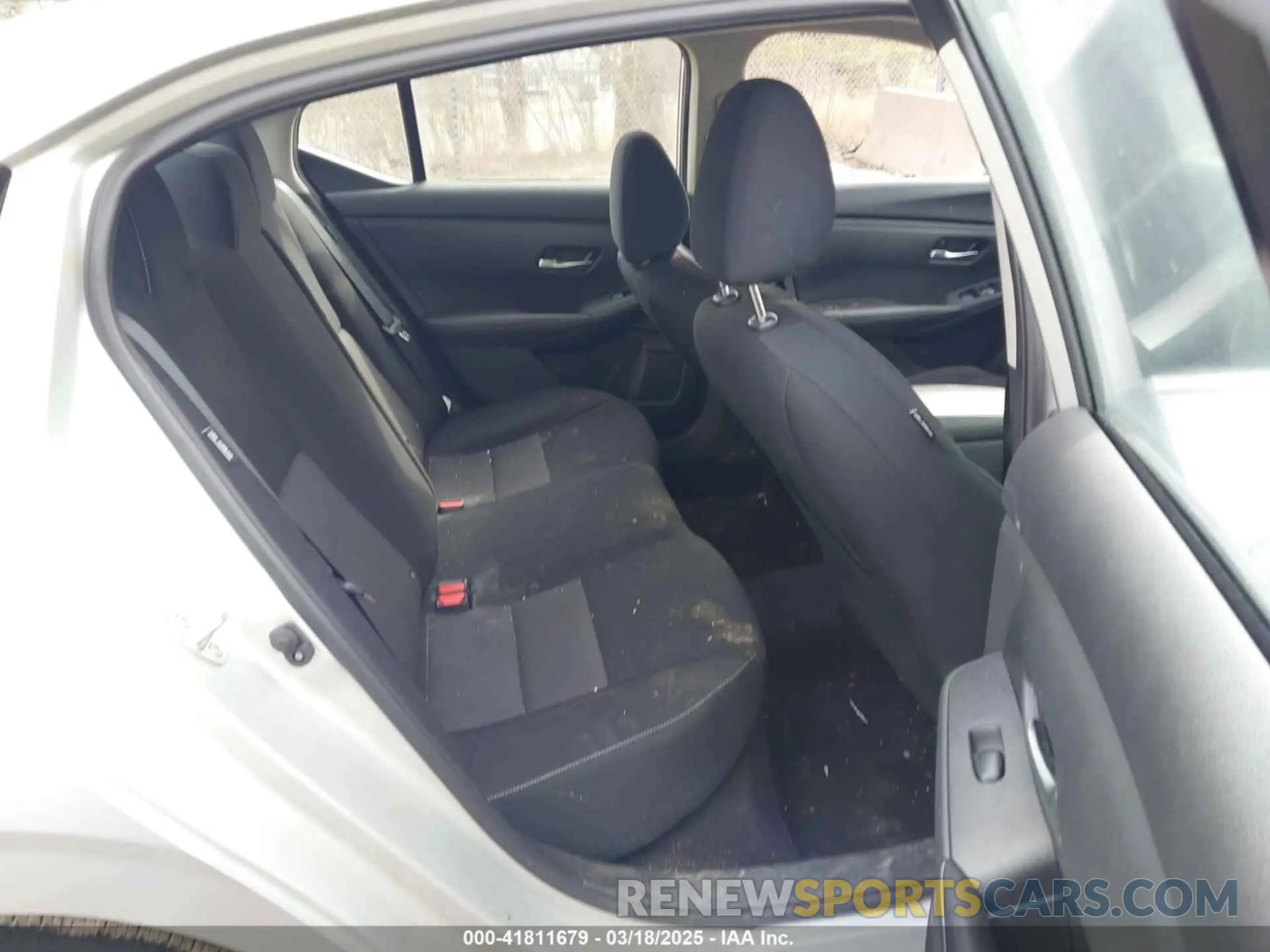 8 fotografías del automóvil dañado 3N1AB8CV7PY299171 NISSAN SENTRA 2023