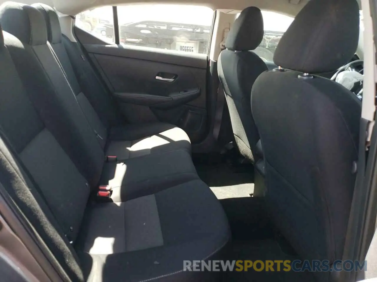 10 fotografías del automóvil dañado 3N1AB8CV8PY291810 NISSAN SENTRA 2023