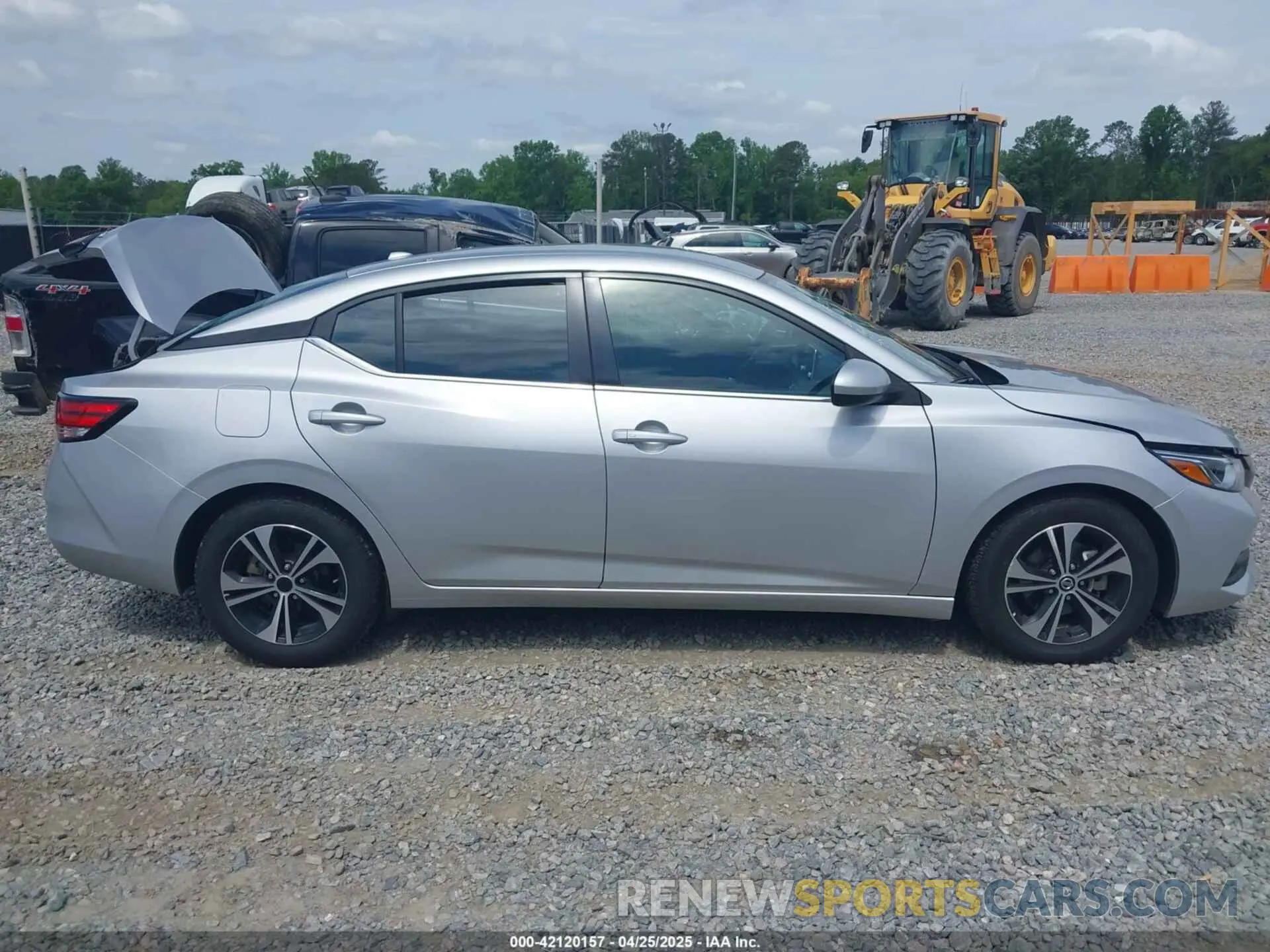 13 fotografías del automóvil dañado 3N1AB8CV8PY295288 NISSAN SENTRA 2023
