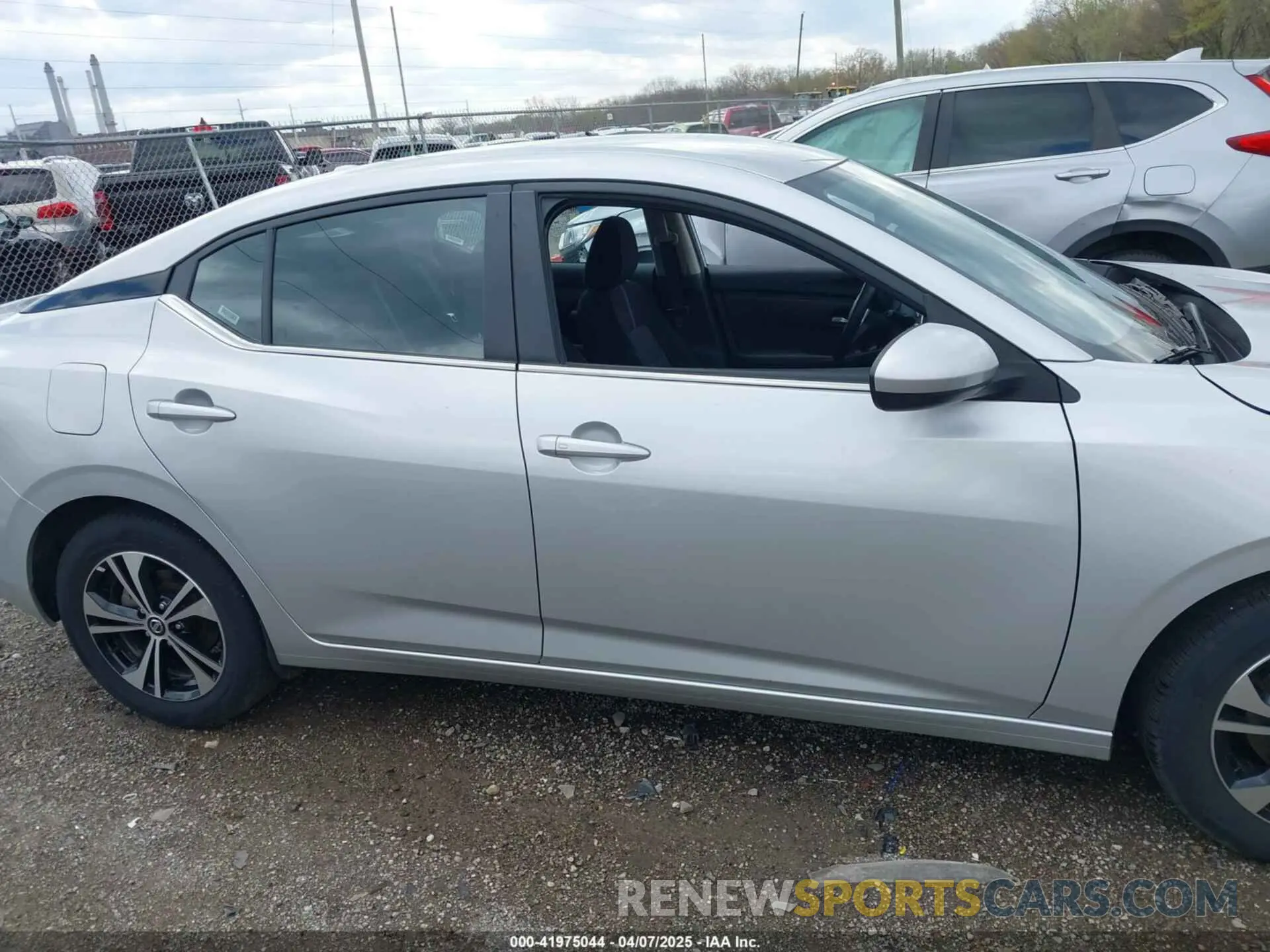 14 fotografías del automóvil dañado 3N1AB8CV8PY296764 NISSAN SENTRA 2023