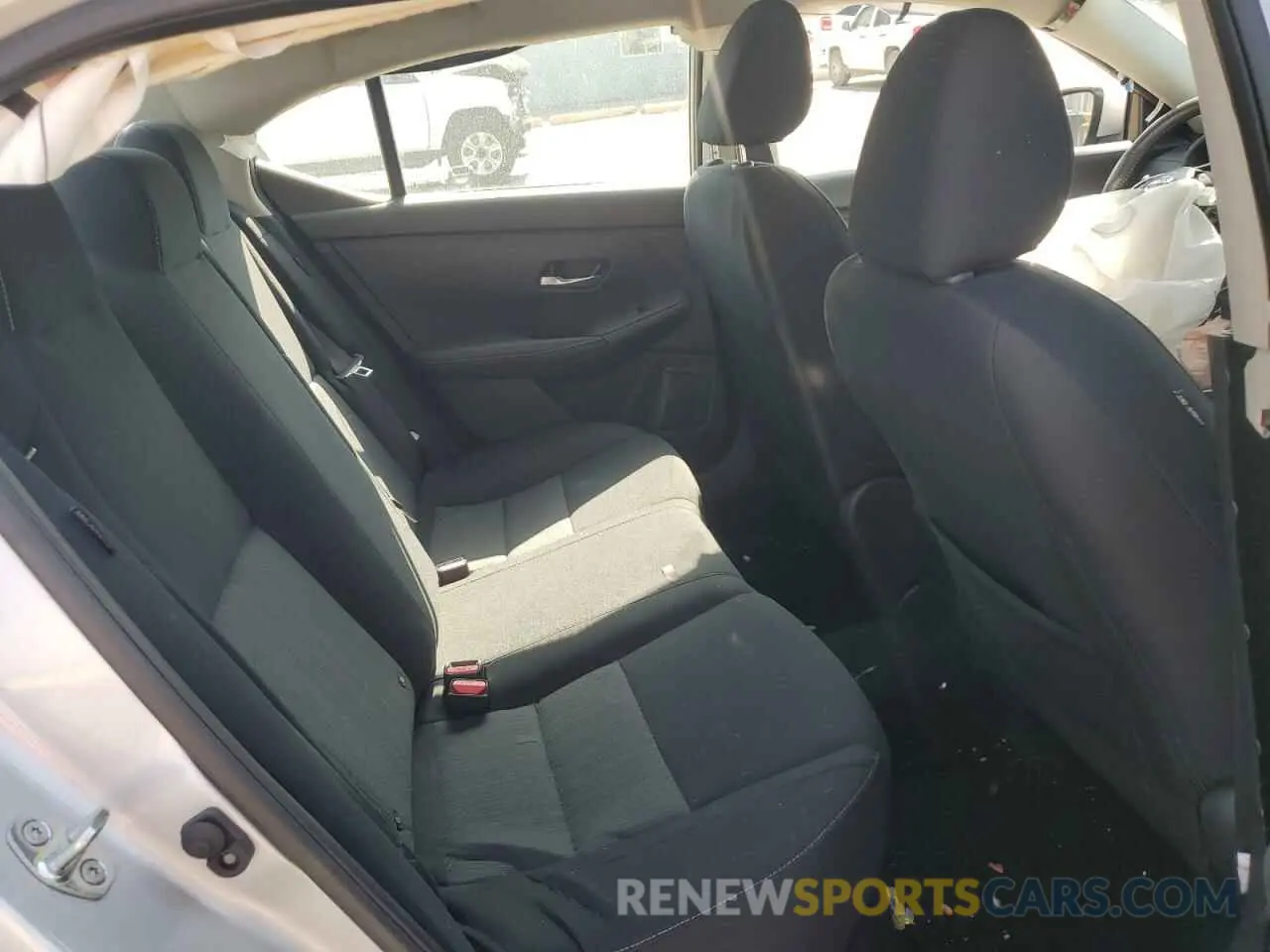 10 fotografías del automóvil dañado 3N1AB8CV8PY310579 NISSAN SENTRA 2023