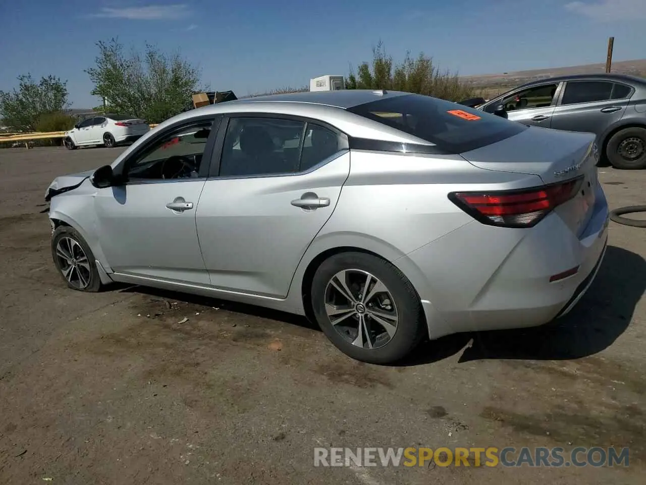 2 fotografías del automóvil dañado 3N1AB8CV8PY310579 NISSAN SENTRA 2023