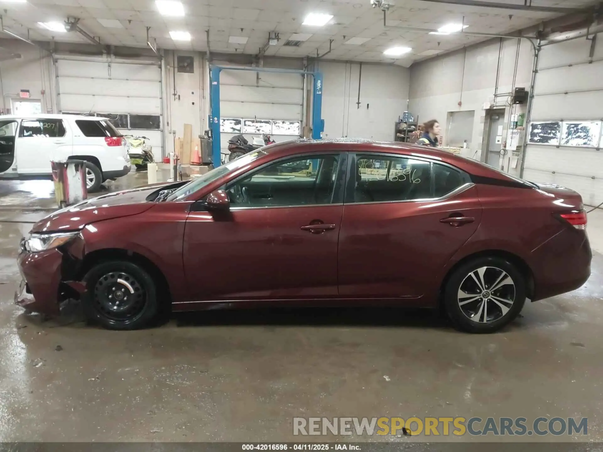 14 fotografías del automóvil dañado 3N1AB8CV9PY227971 NISSAN SENTRA 2023
