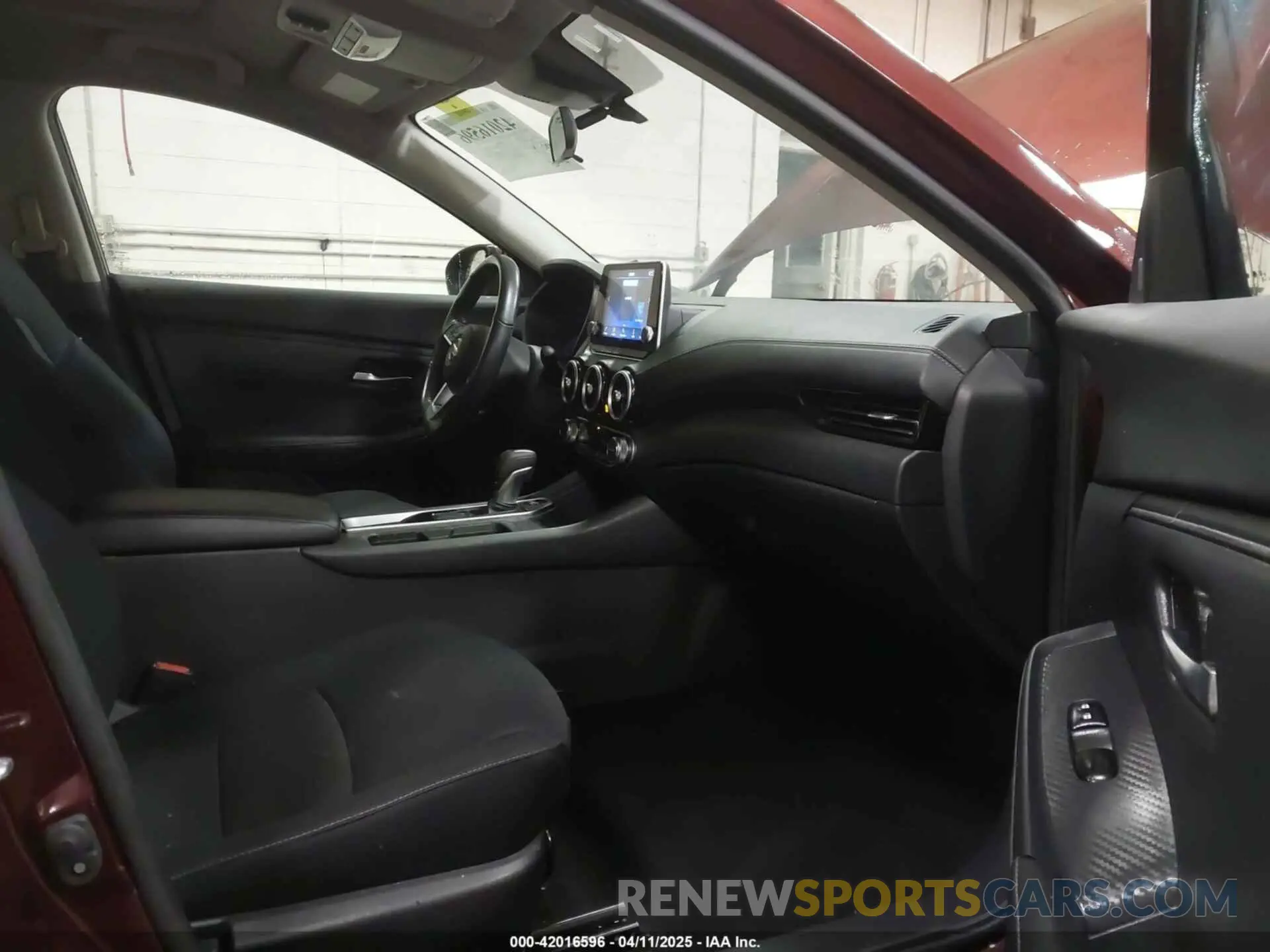 5 fotografías del automóvil dañado 3N1AB8CV9PY227971 NISSAN SENTRA 2023
