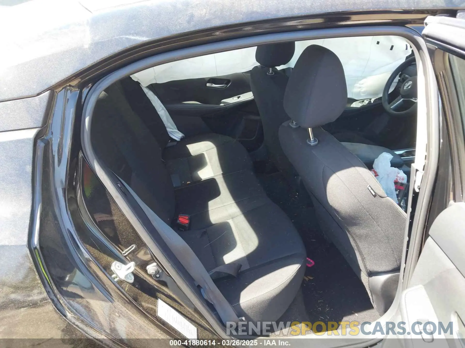 8 fotografías del automóvil dañado 3N1AB8CV9PY262090 NISSAN SENTRA 2023
