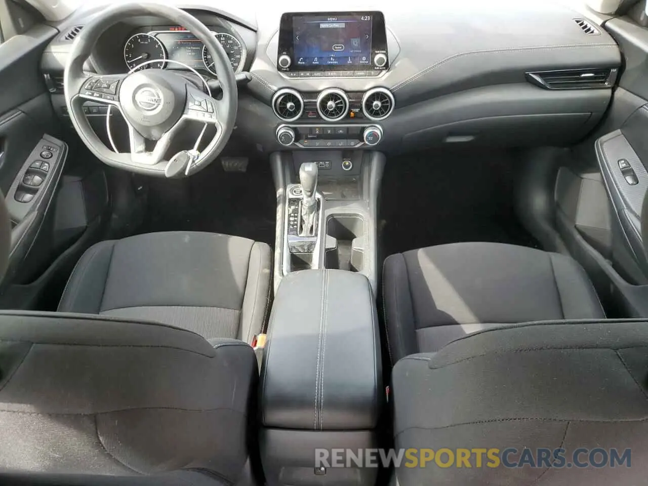 8 fotografías del automóvil dañado 3N1AB8CV9PY310669 NISSAN SENTRA 2023