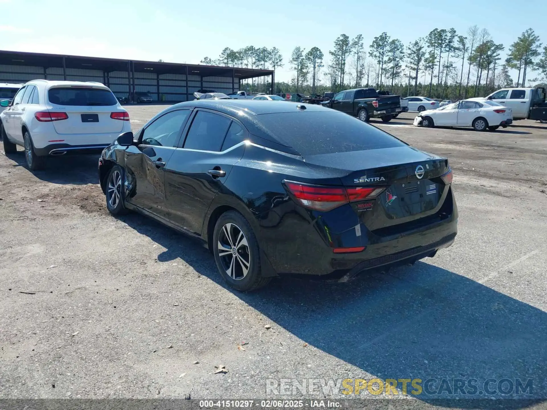 3 fotografías del automóvil dañado 3N1AB8CVXPY233763 NISSAN SENTRA 2023