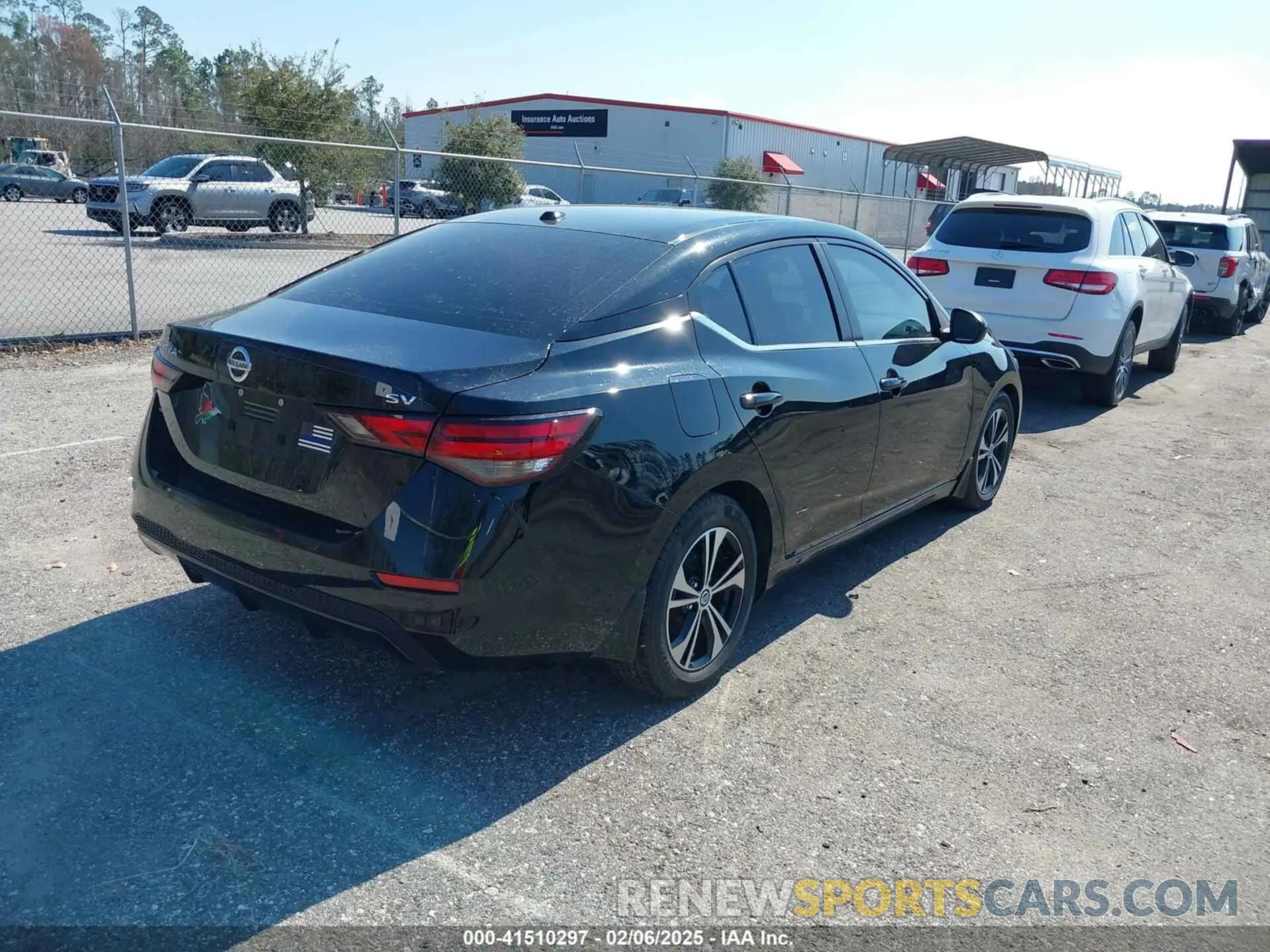 4 fotografías del automóvil dañado 3N1AB8CVXPY233763 NISSAN SENTRA 2023