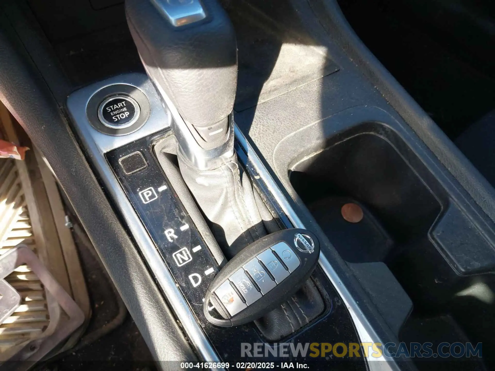 11 fotografías del automóvil dañado 3N1AB8CVXPY238798 NISSAN SENTRA 2023
