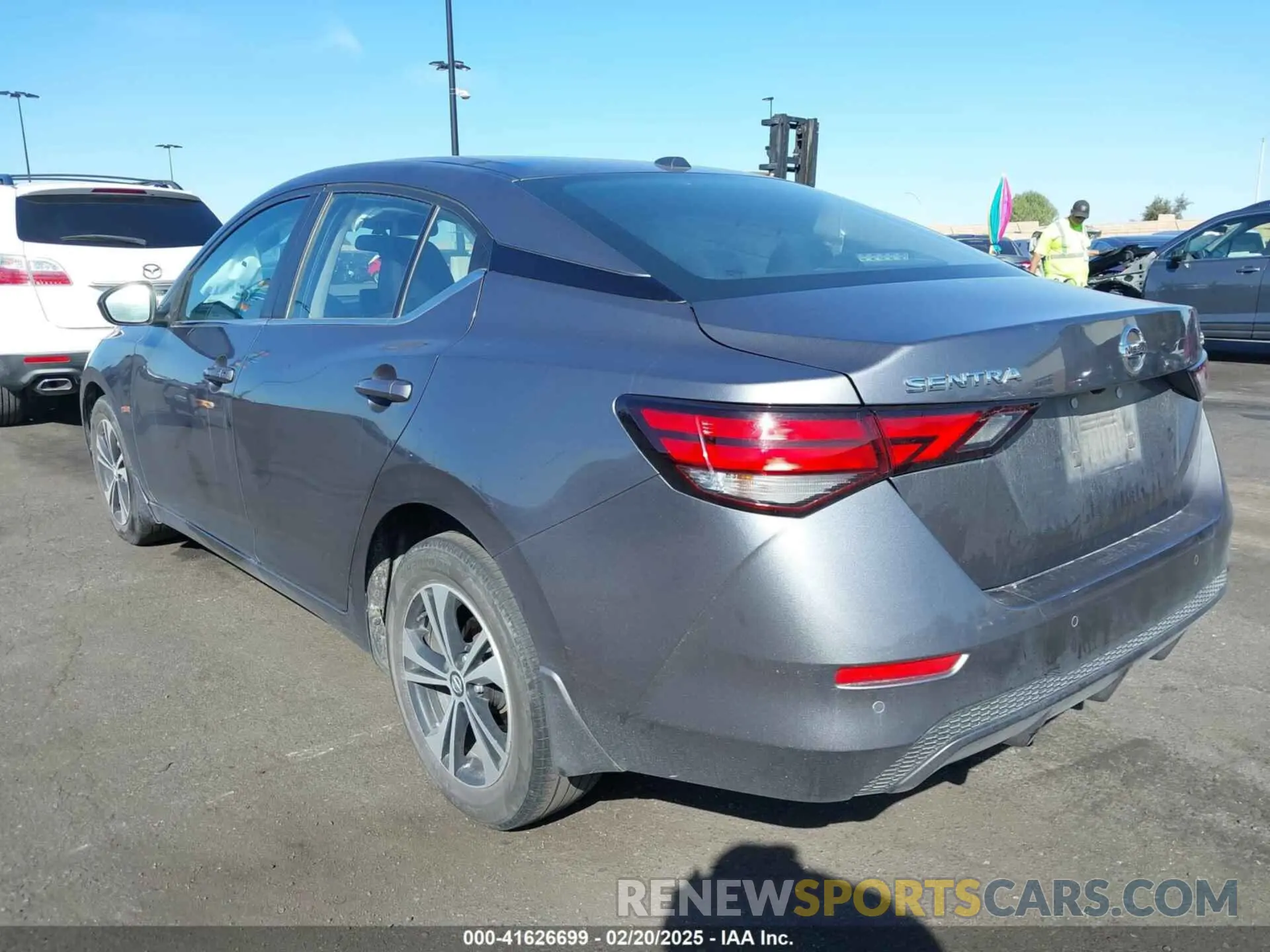 3 fotografías del automóvil dañado 3N1AB8CVXPY238798 NISSAN SENTRA 2023