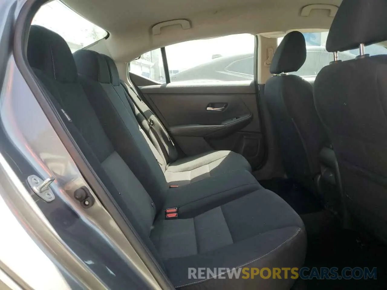 10 fotografías del automóvil dañado 3N1AB8CVXPY261756 NISSAN SENTRA 2023