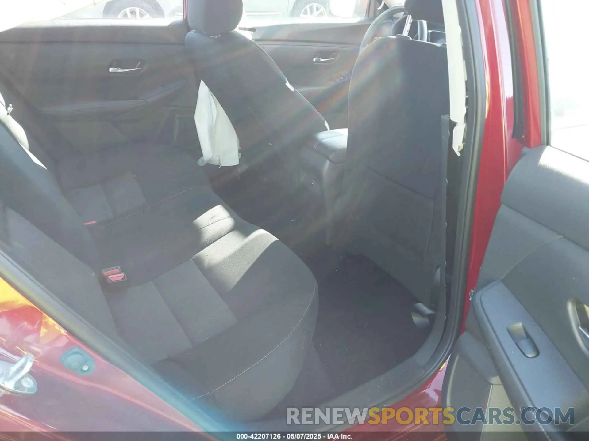 8 fotografías del automóvil dañado 3N1AB8CVXPY313130 NISSAN SENTRA 2023