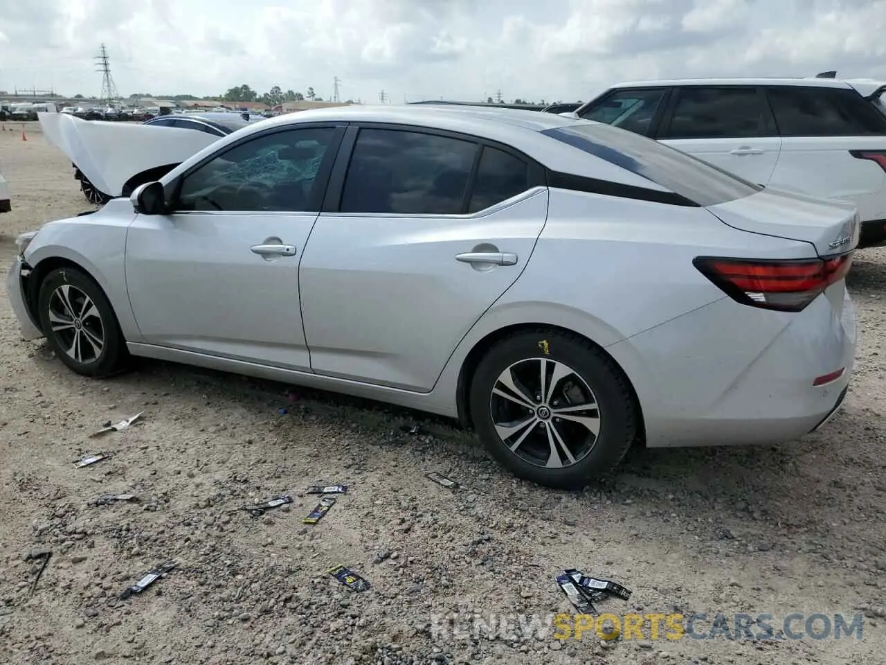 2 fotografías del automóvil dañado 3N1AB8CVXPY318604 NISSAN SENTRA 2023