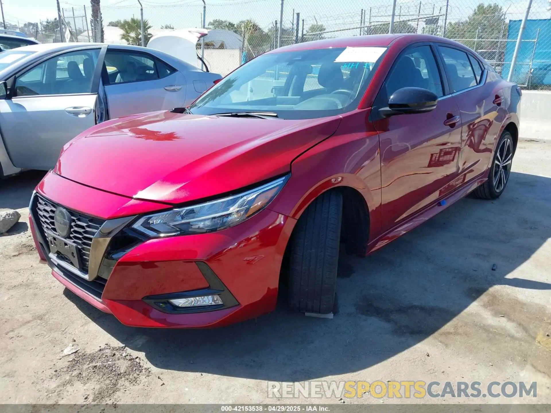 2 fotografías del automóvil dañado 3N1AB8DV4PY262691 NISSAN SENTRA 2023