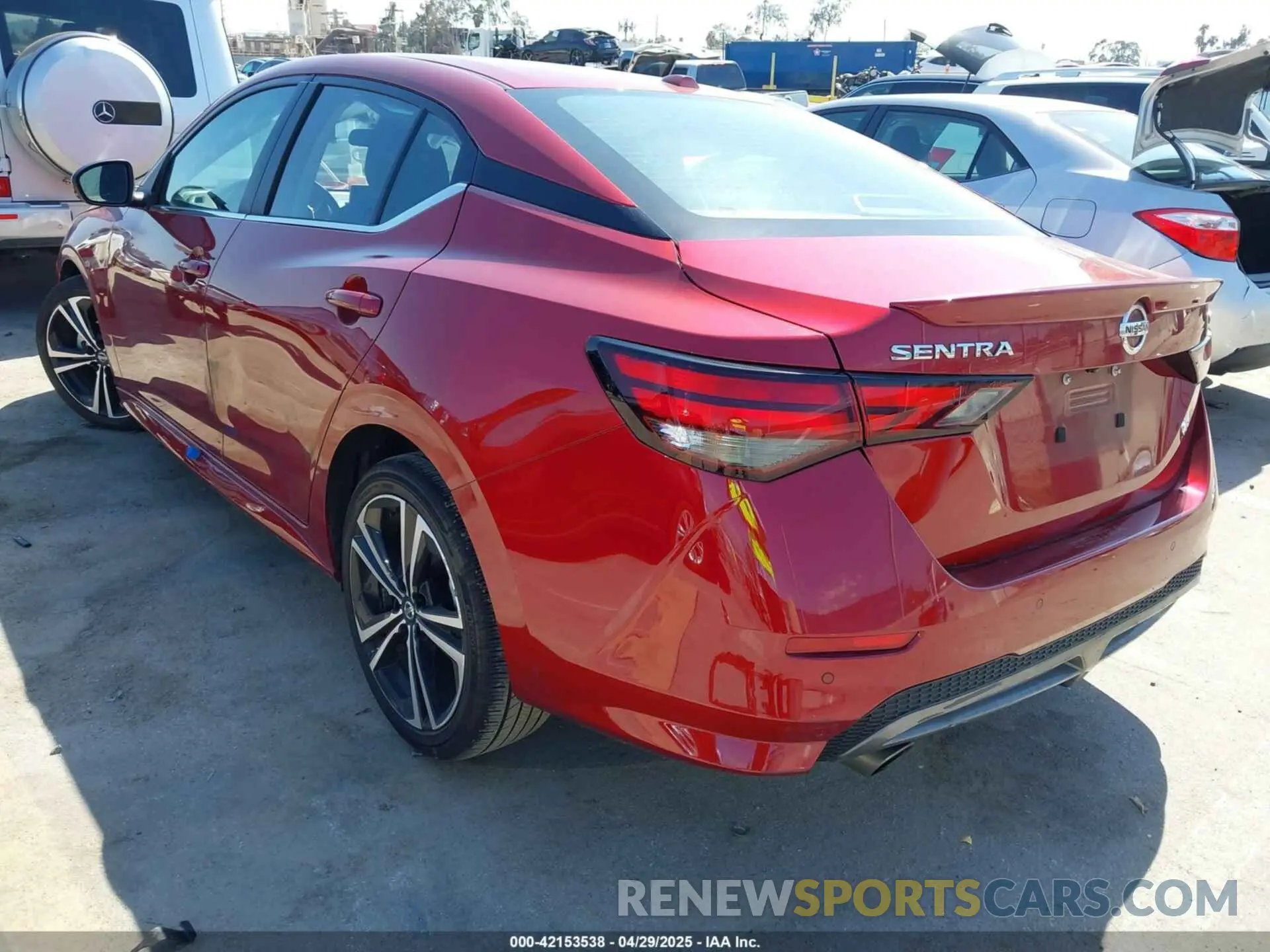 3 fotografías del automóvil dañado 3N1AB8DV4PY262691 NISSAN SENTRA 2023
