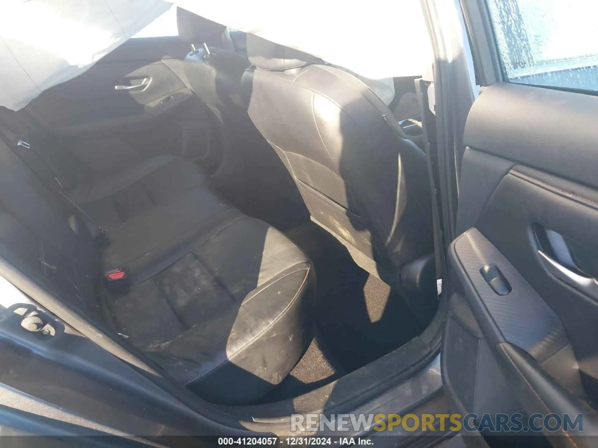 8 fotografías del automóvil dañado 3N1AB8DV4PY299482 NISSAN SENTRA 2023
