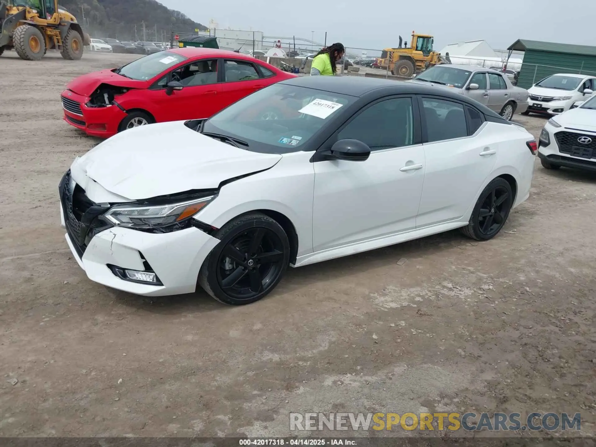 2 fotografías del automóvil dañado 3N1AB8DV4PY319715 NISSAN SENTRA 2023