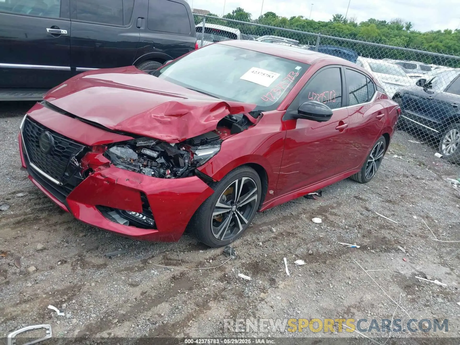 2 fotografías del automóvil dañado 3N1AB8DV4PY320041 NISSAN SENTRA 2023