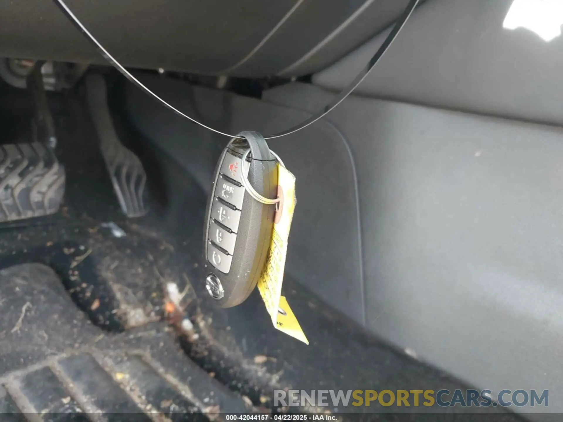 11 fotografías del automóvil dañado 3N1AB8DV5PY318928 NISSAN SENTRA 2023