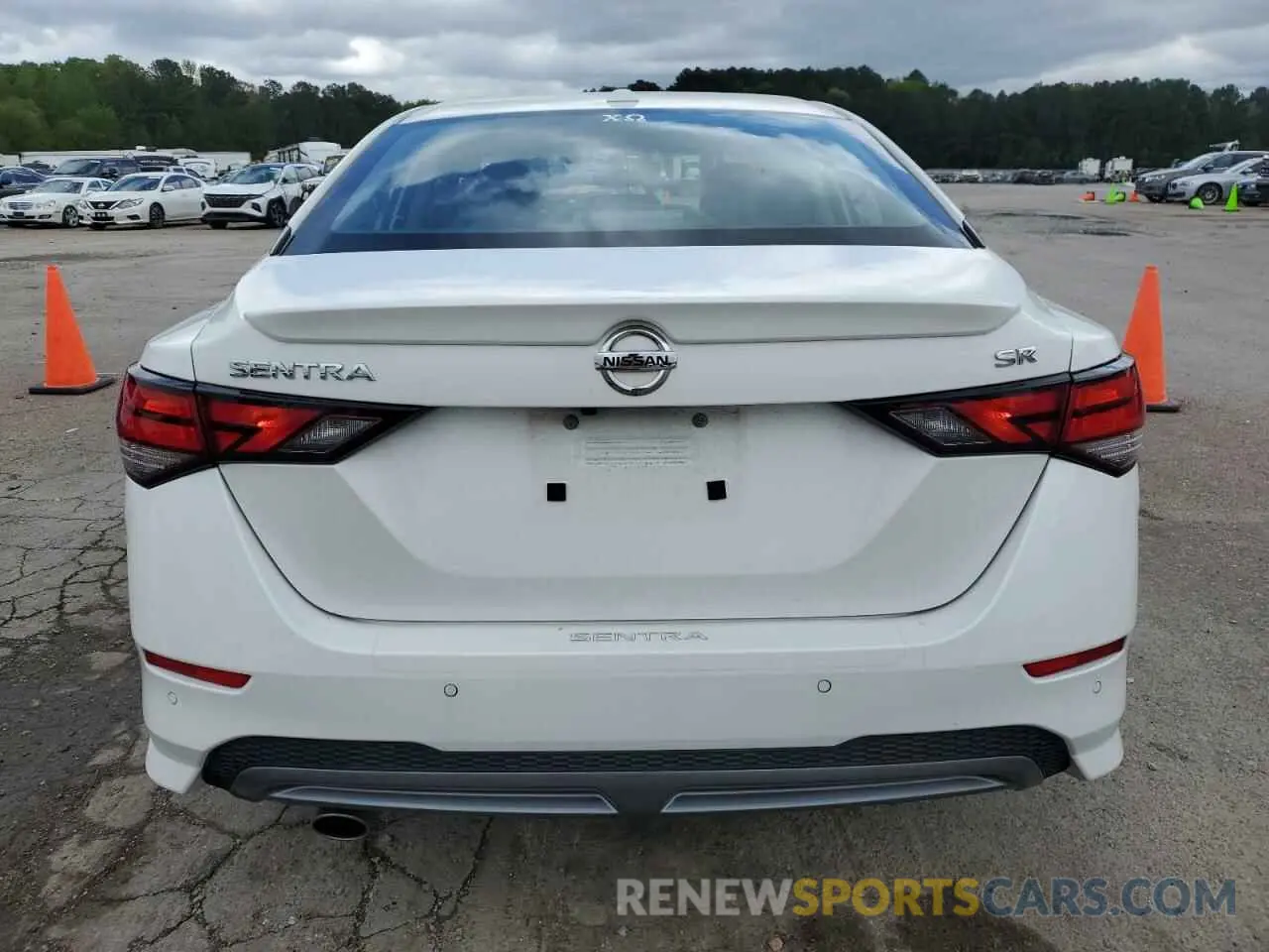 6 fotografías del automóvil dañado 3N1AB8DV6PY310708 NISSAN SENTRA 2023