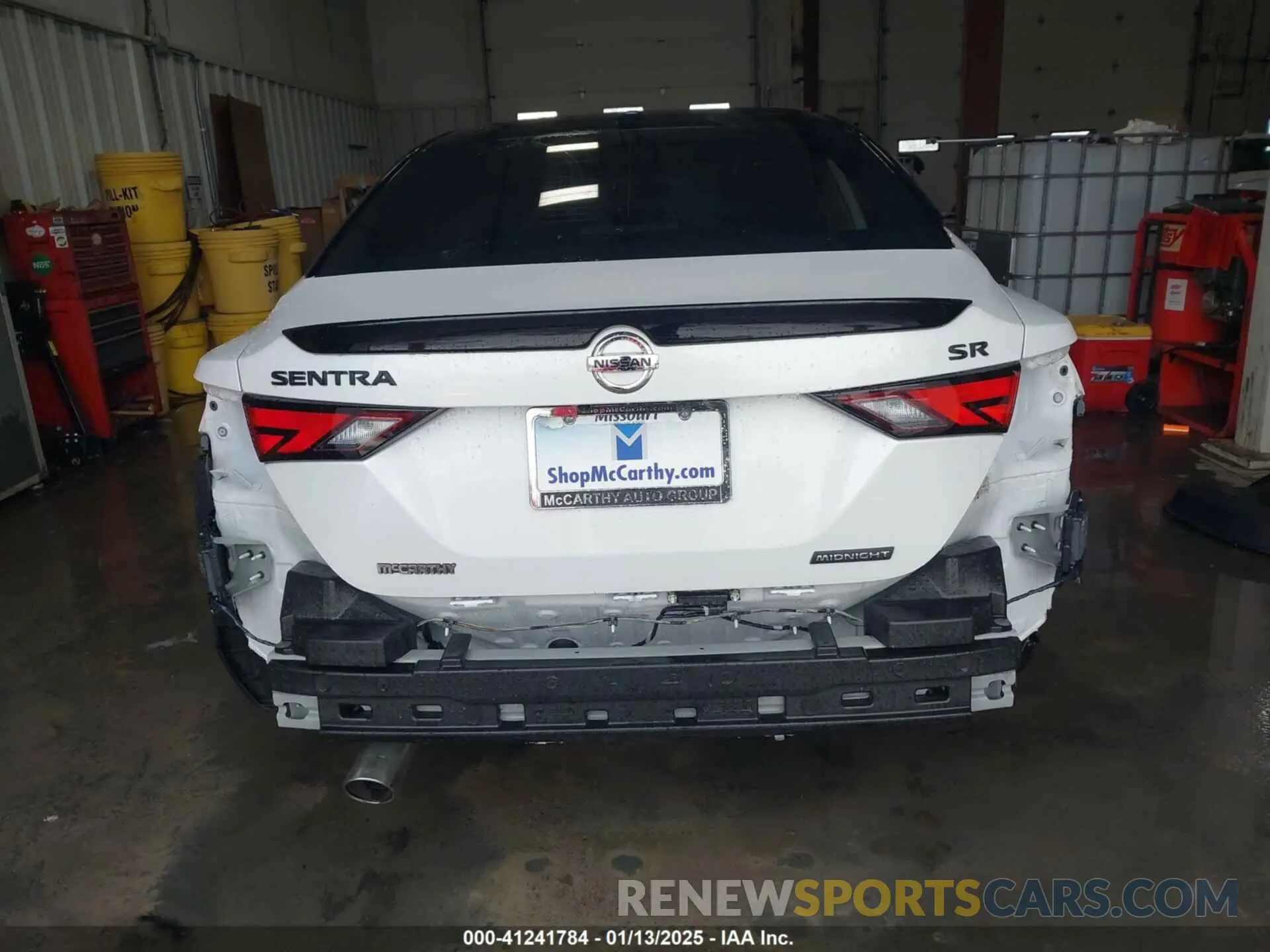 17 fotografías del automóvil dañado 3N1AB8DV8PY258627 NISSAN SENTRA 2023