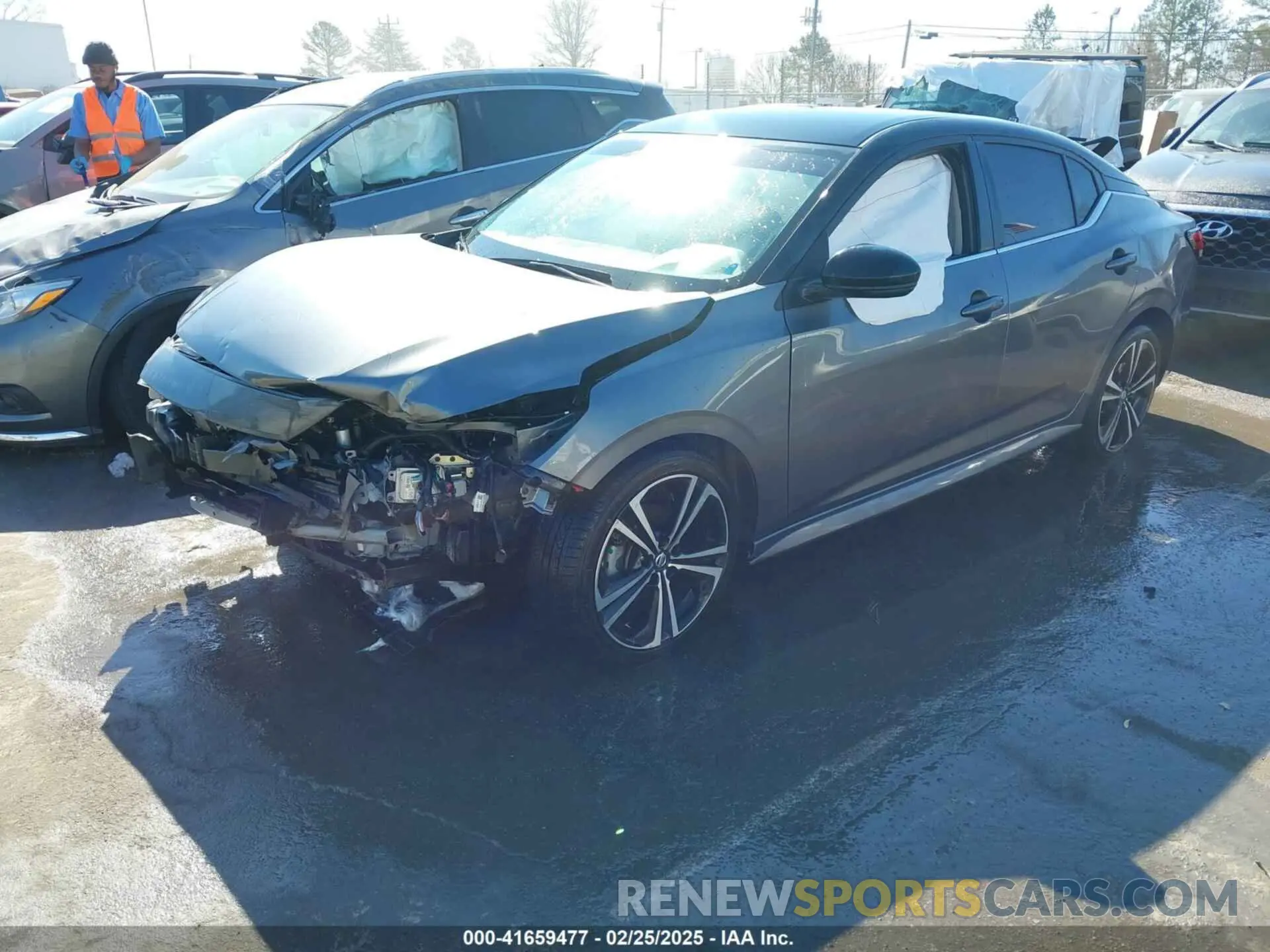 2 fotografías del automóvil dañado 3N1AB8DV9PY268793 NISSAN SENTRA 2023