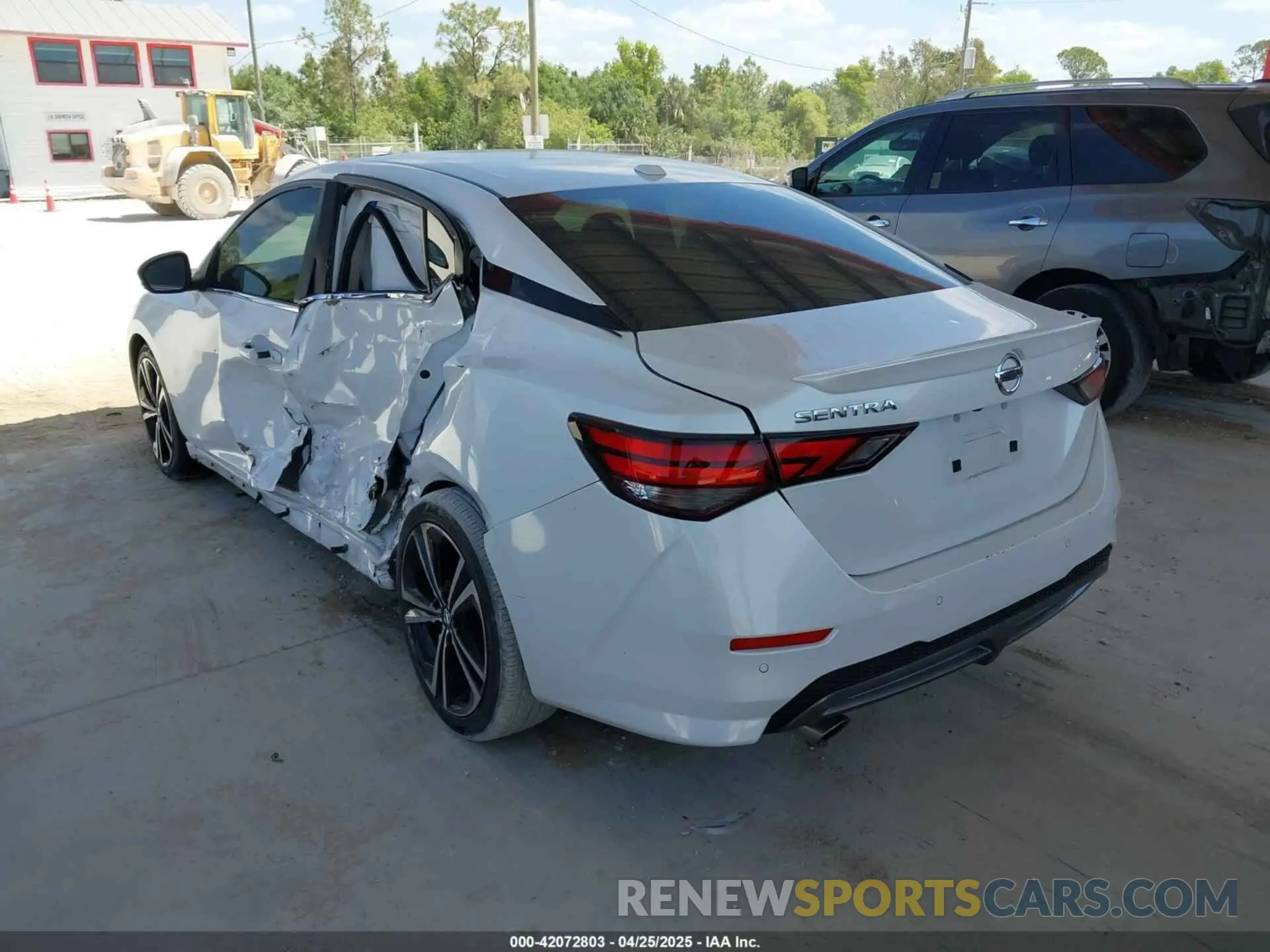 3 fotografías del automóvil dañado 3N1AB8DVXPY241098 NISSAN SENTRA 2023